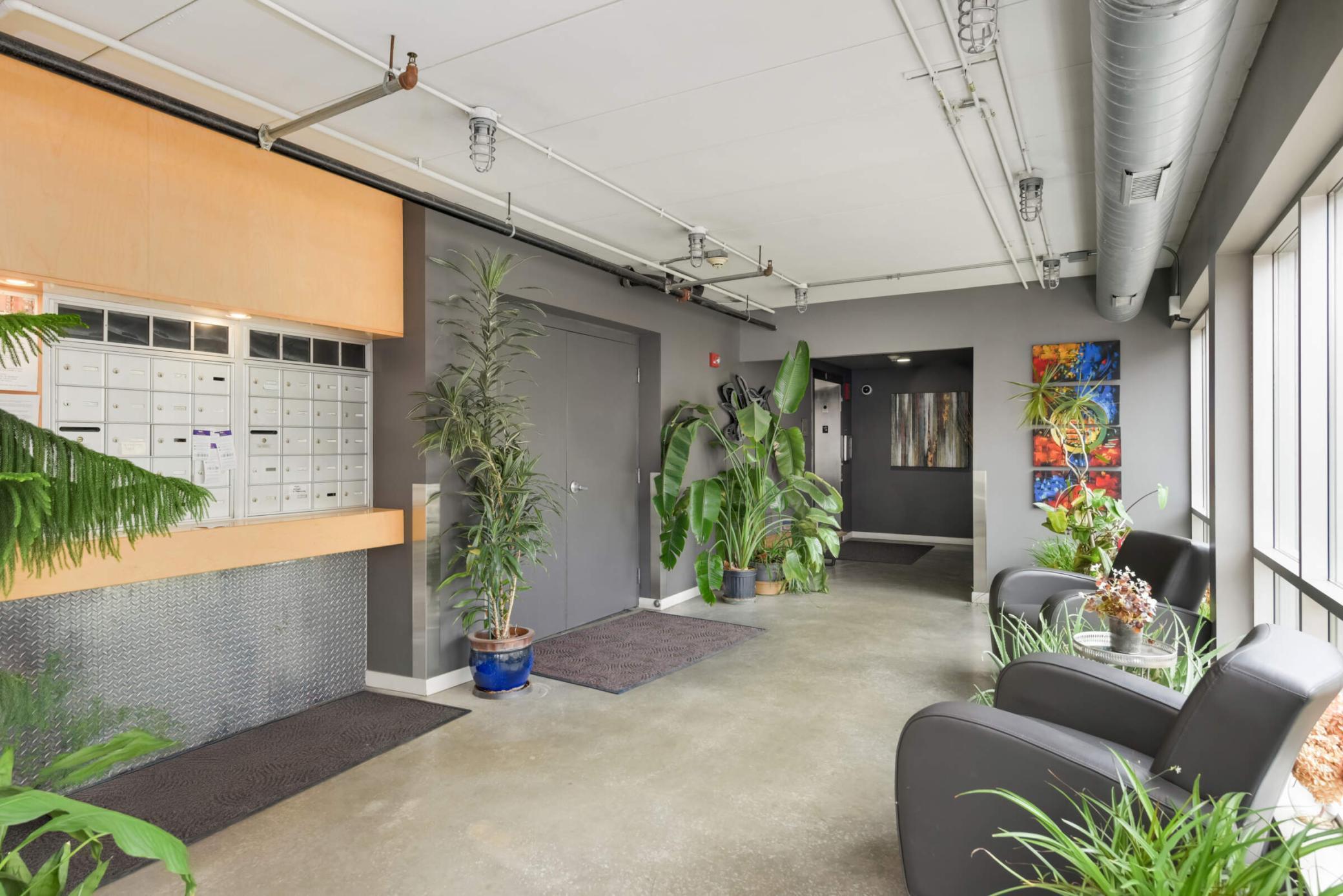 1829 3rd Avenue S Unit: 215