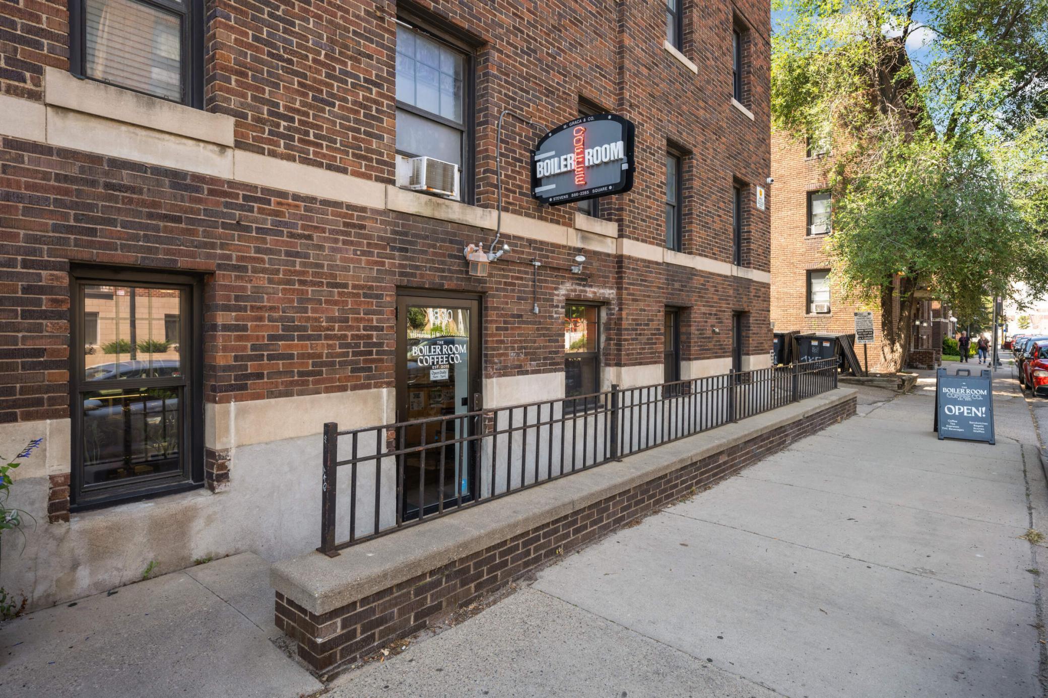 1829 3rd Avenue S Unit: 215