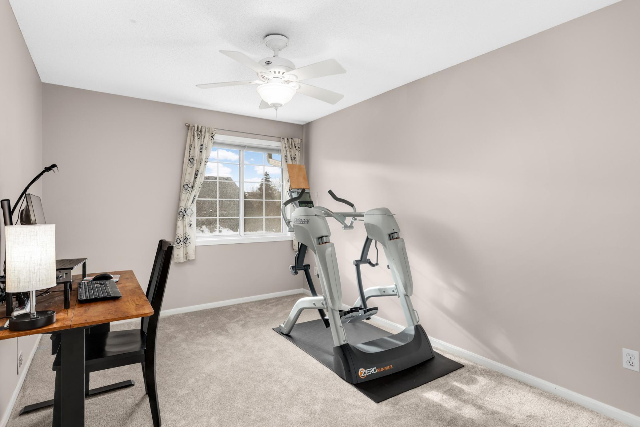 430 Willoughby Way W