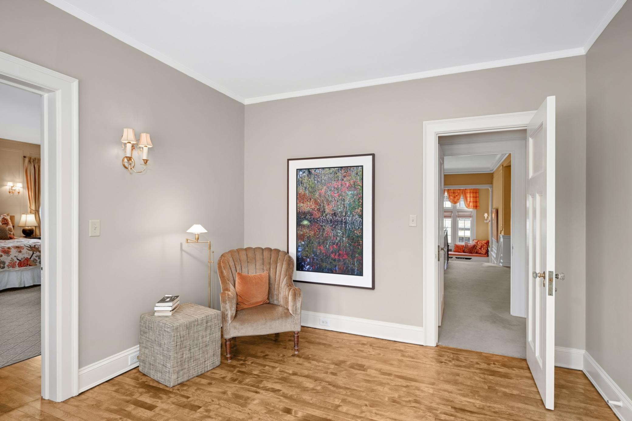 2400 Pillsbury Avenue S