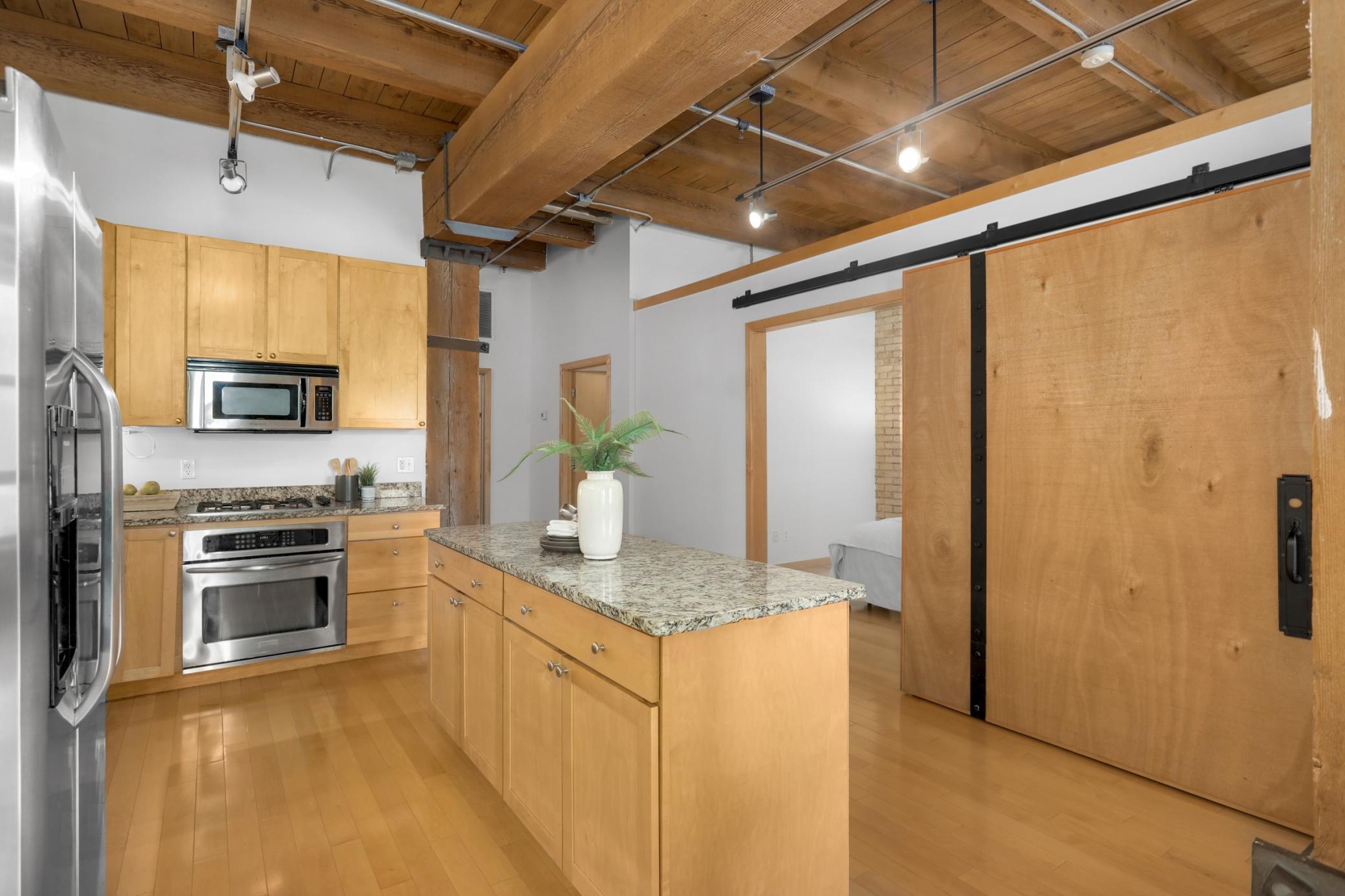 607 Washington Avenue S Unit: 302