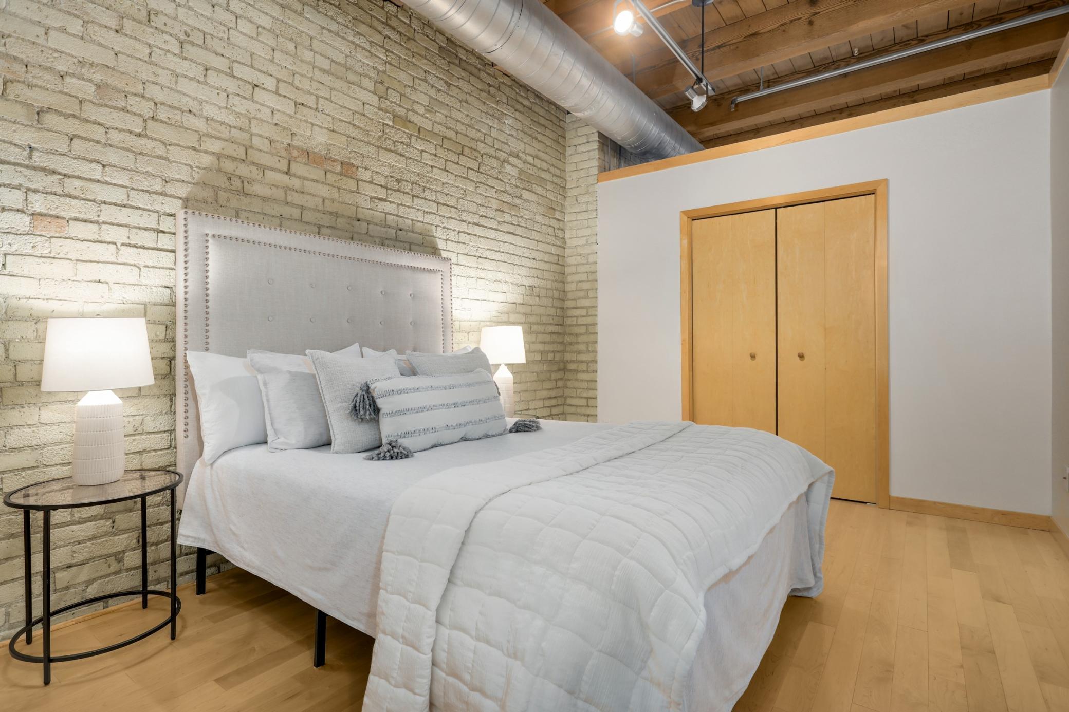 607 Washington Avenue S Unit: 302