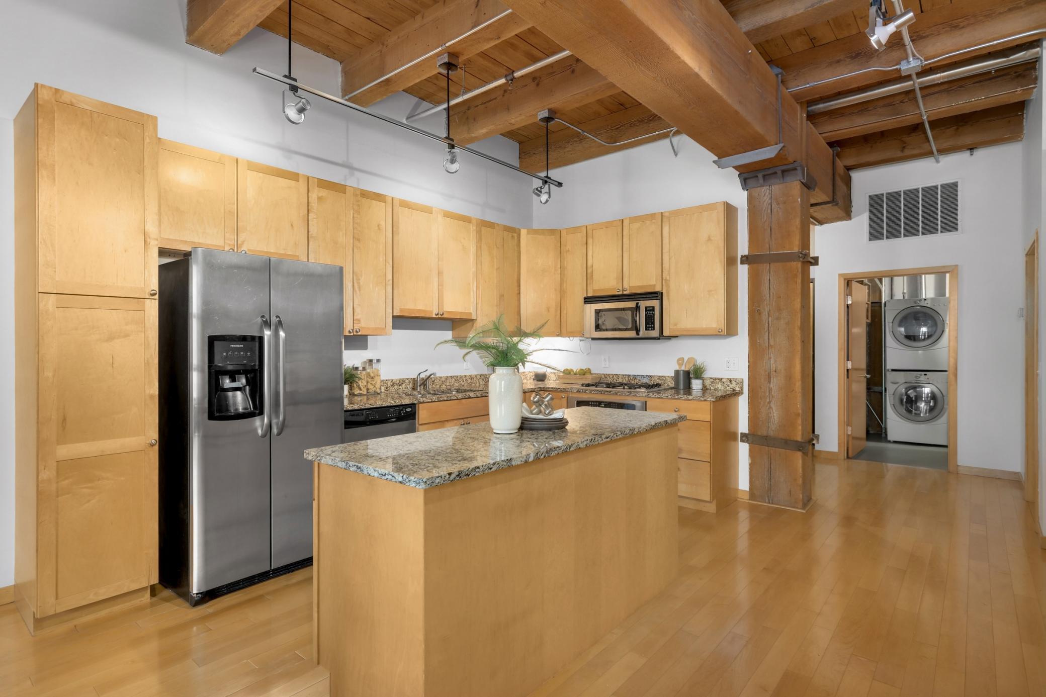 607 Washington Avenue S Unit: 302