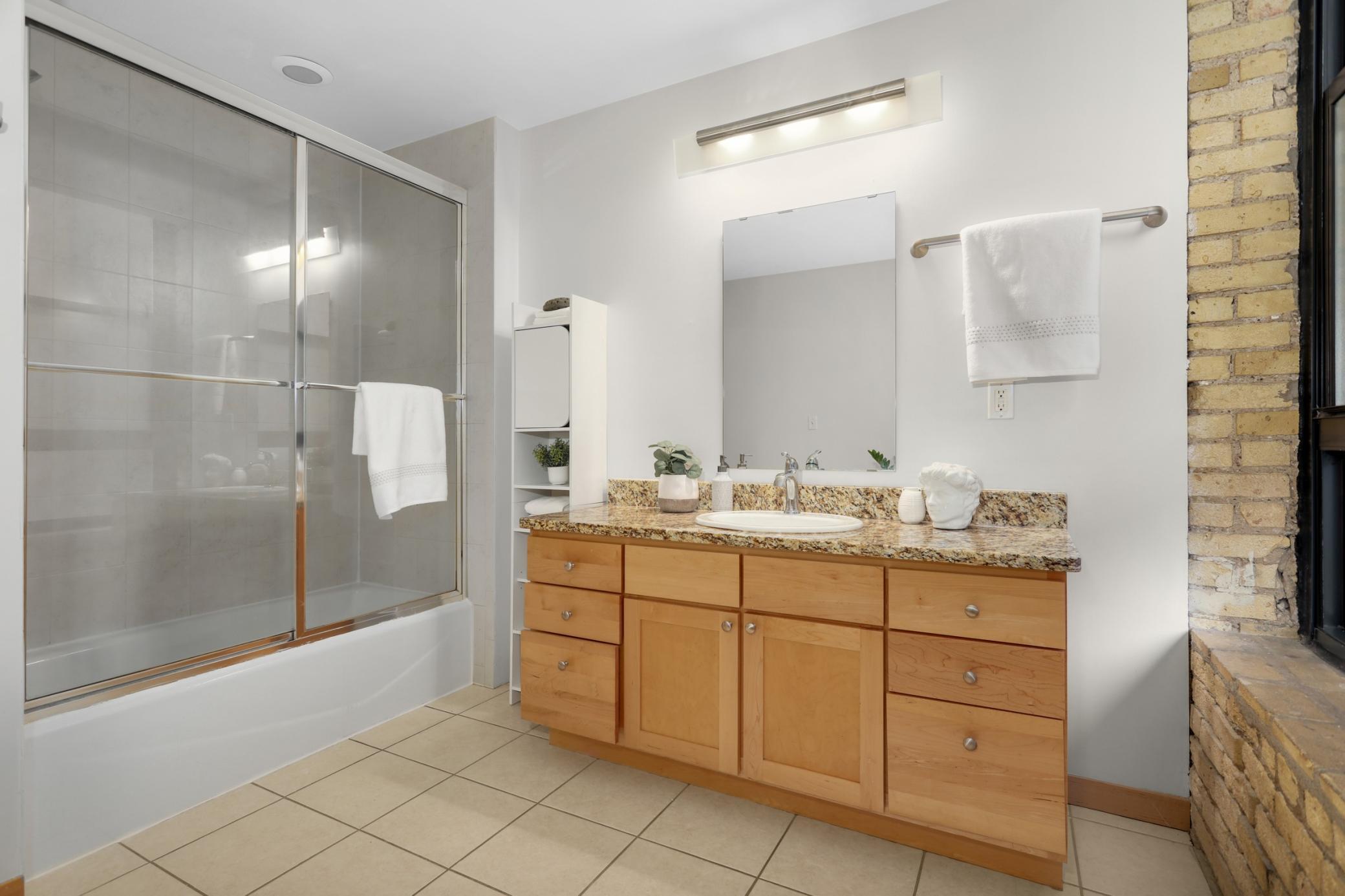 607 Washington Avenue S Unit: 302