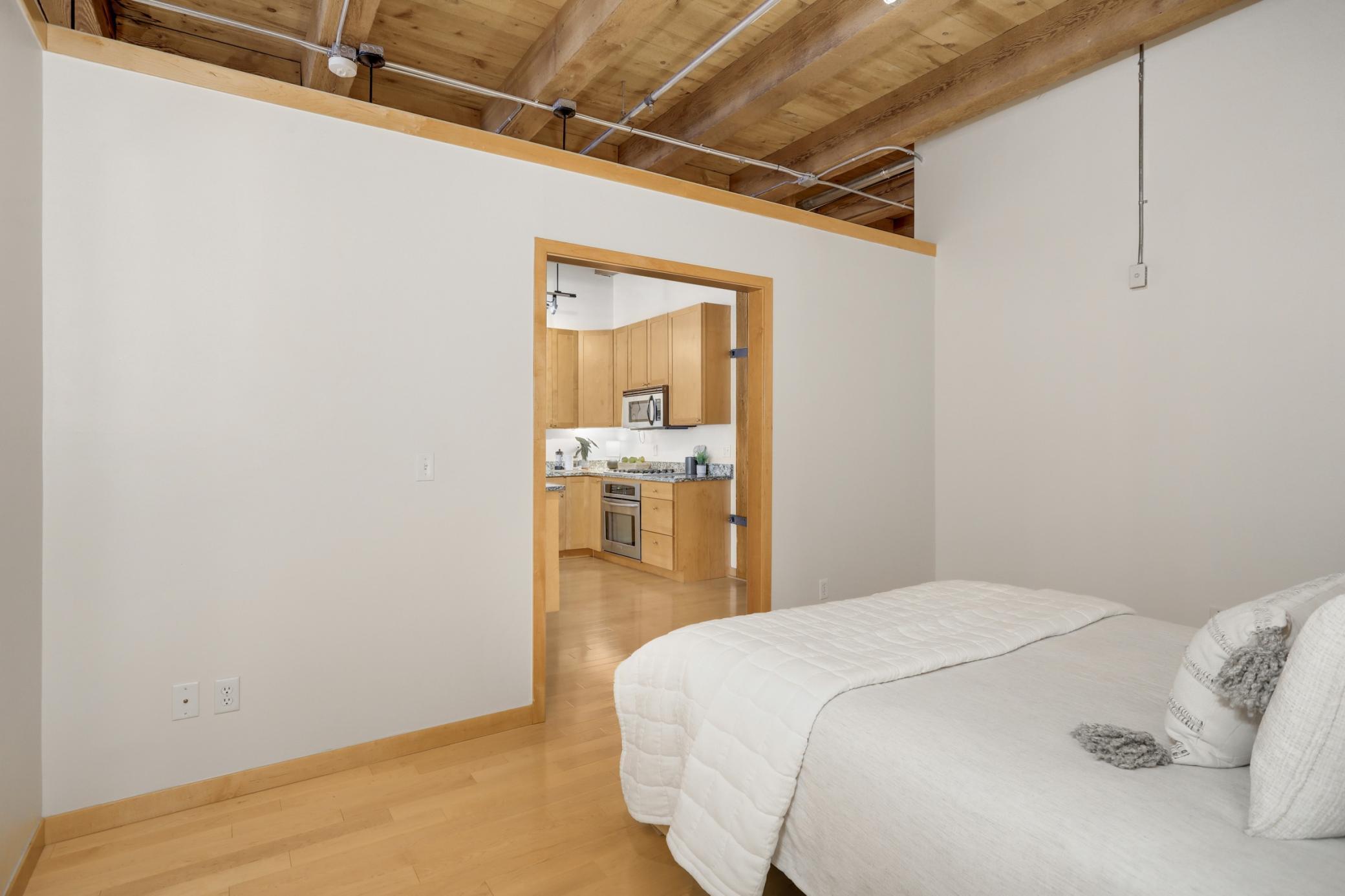 607 Washington Avenue S Unit: 302