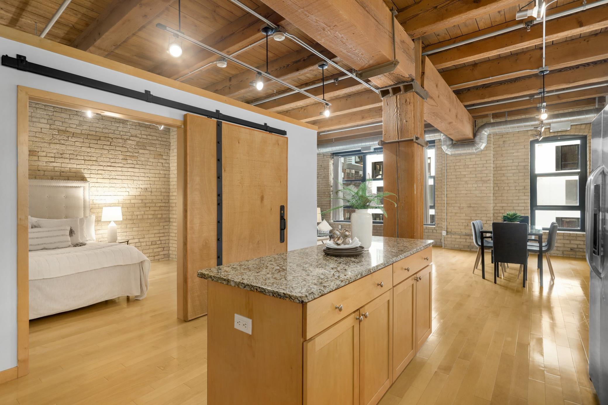 607 Washington Avenue S Unit: 302