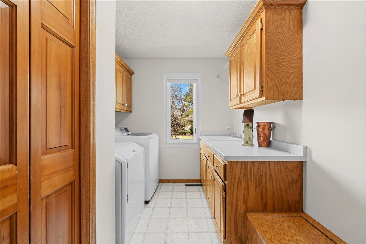 3437 Gunston Lane