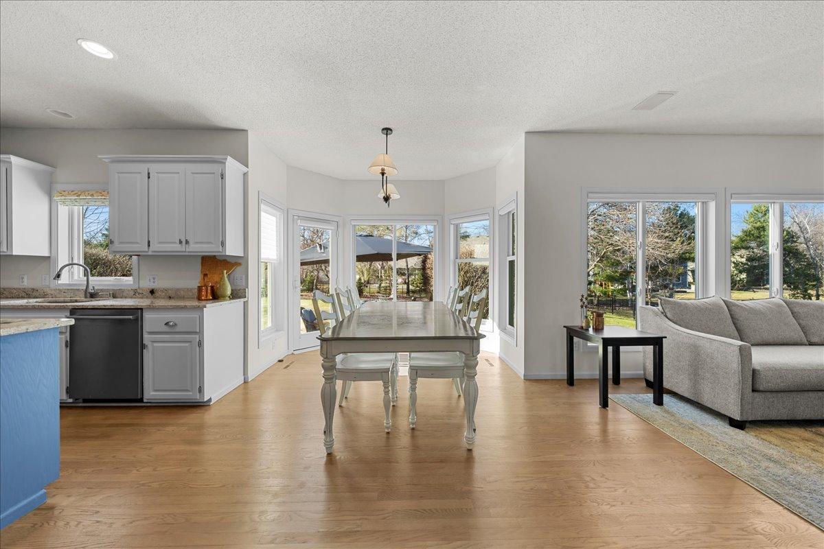 3437 Gunston Lane