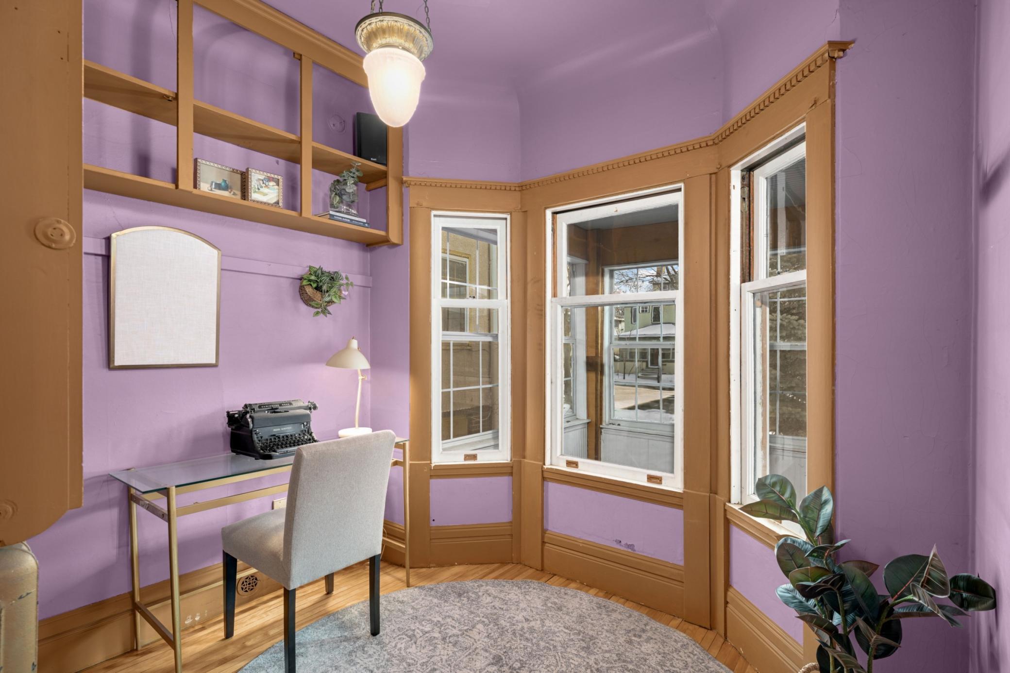 2654 Pleasant Avenue