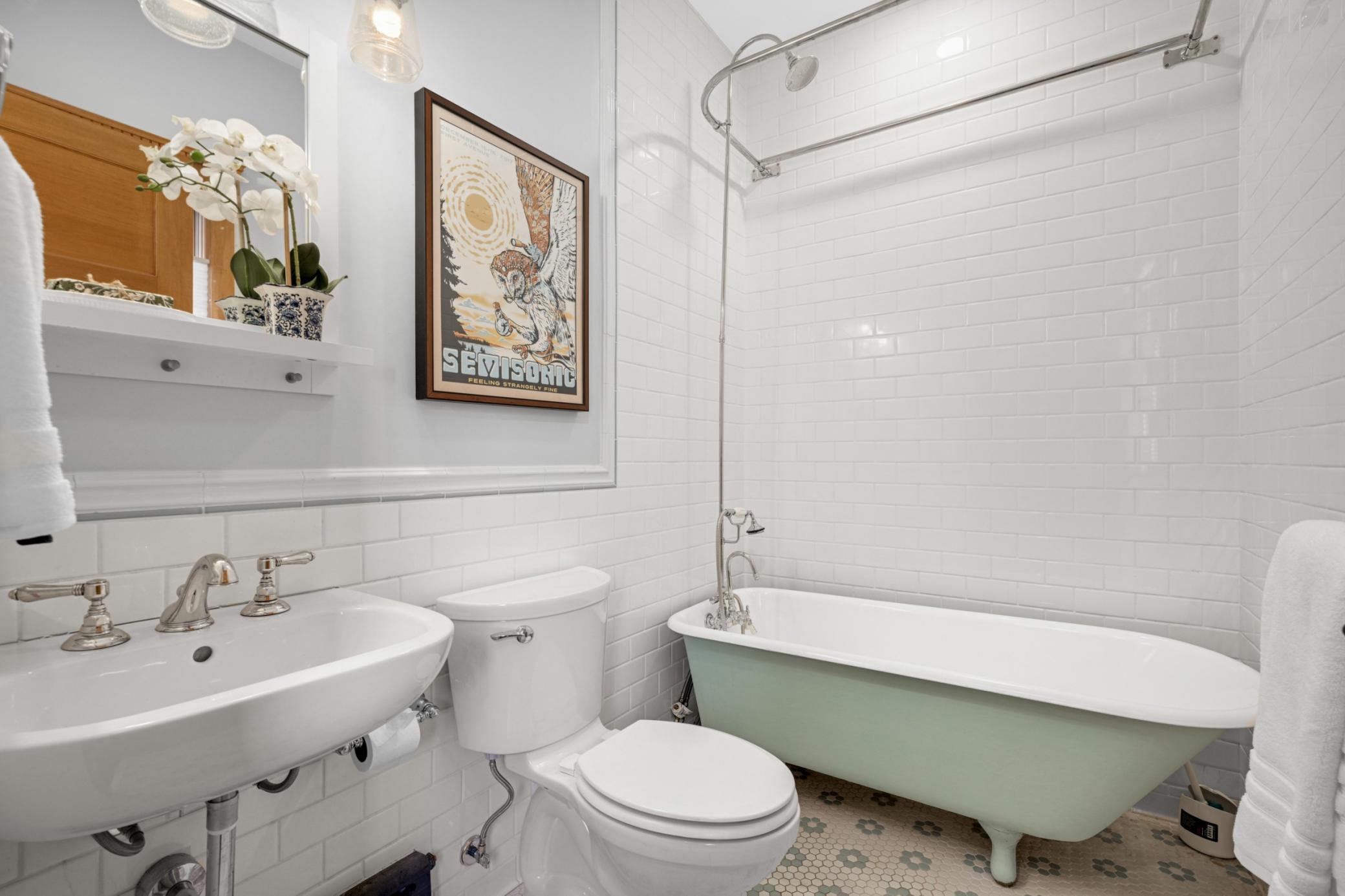 2654 Pleasant Avenue