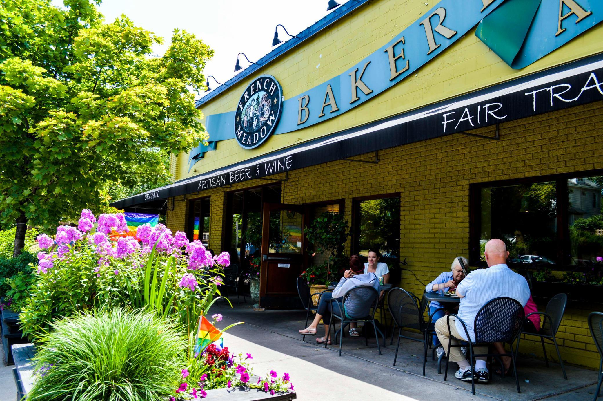 2654 Pleasant Avenue