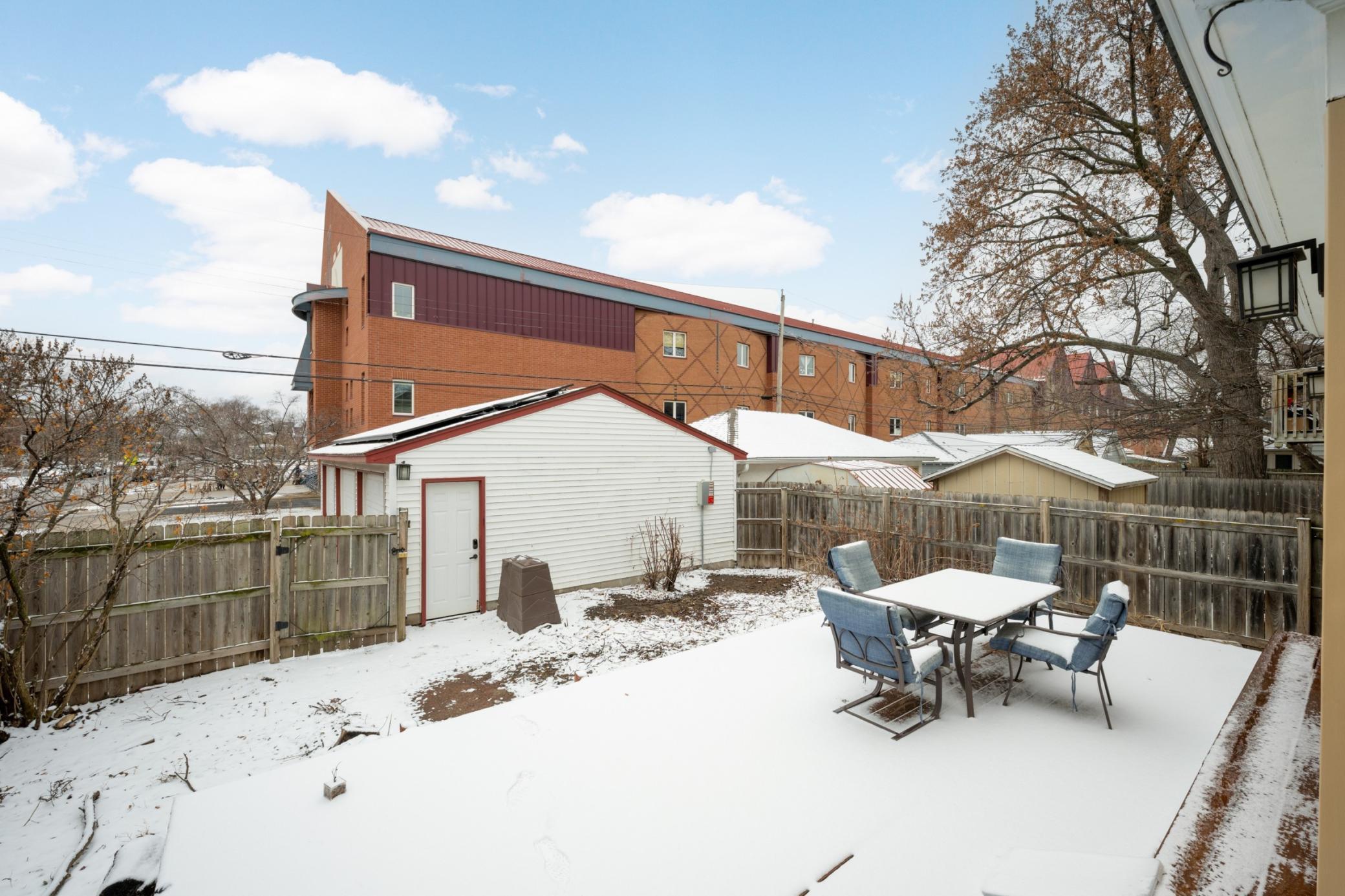 2654 Pleasant Avenue