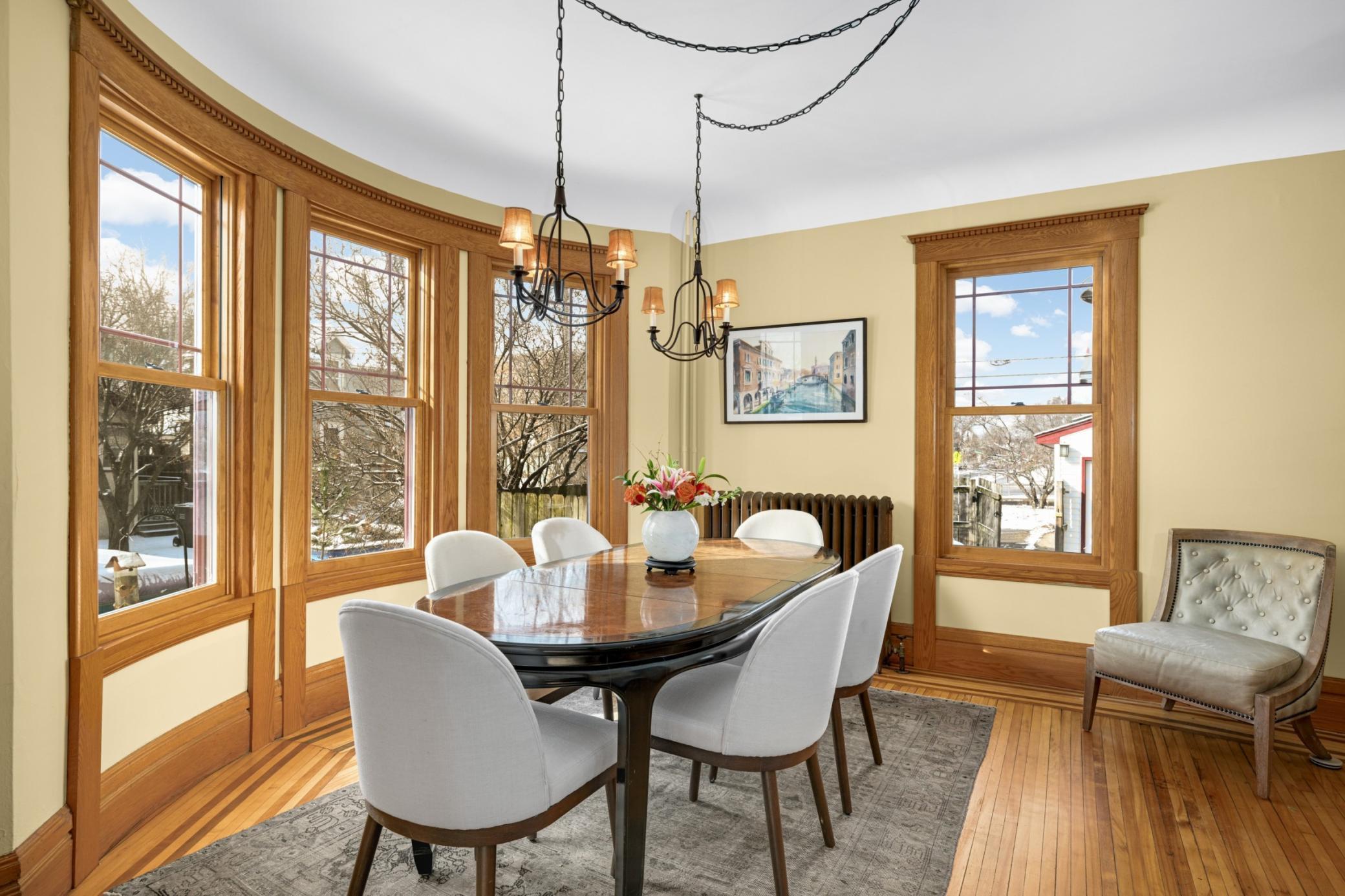 2654 Pleasant Avenue