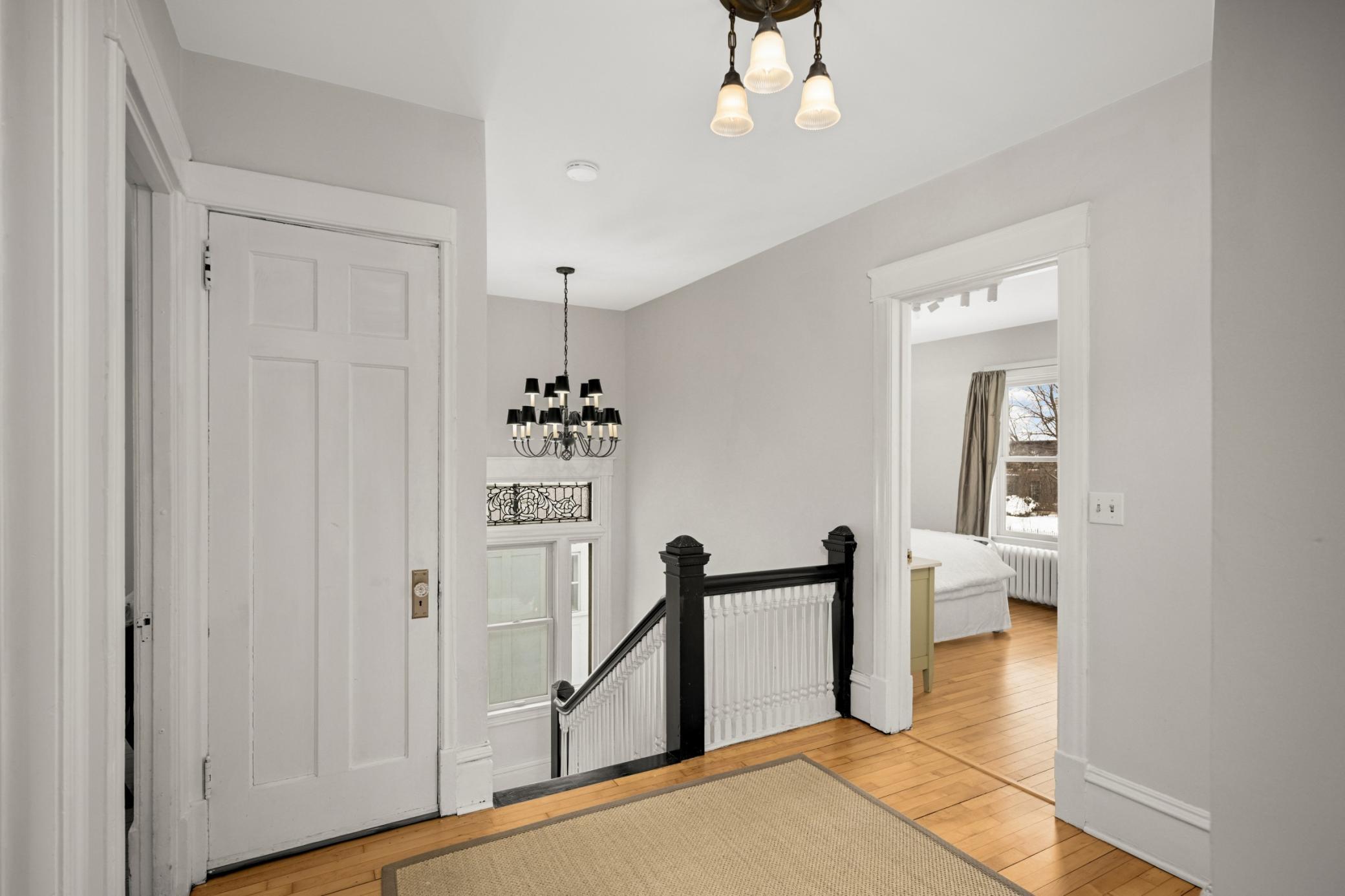 2418 Pillsbury Avenue S