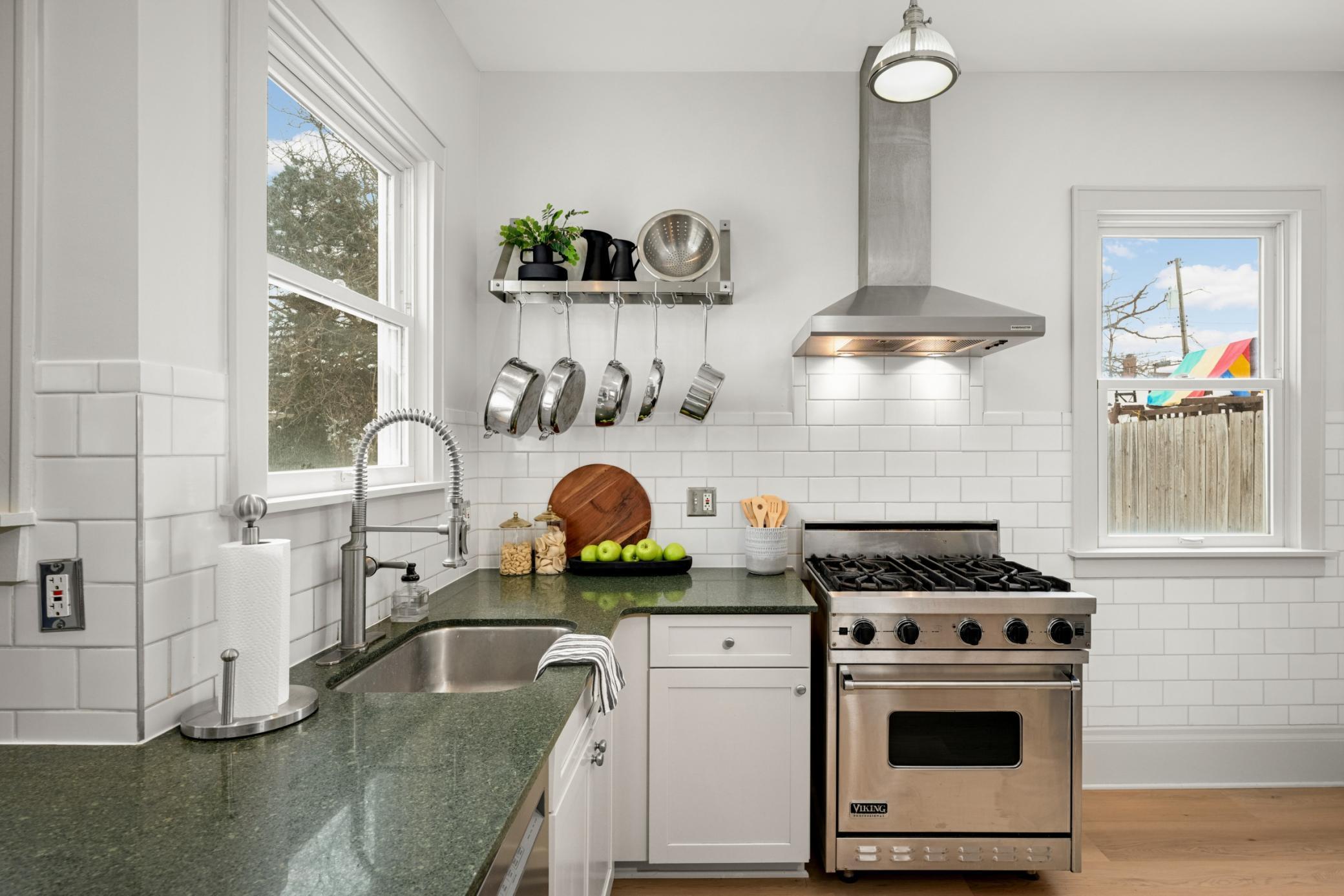 2418 Pillsbury Avenue S