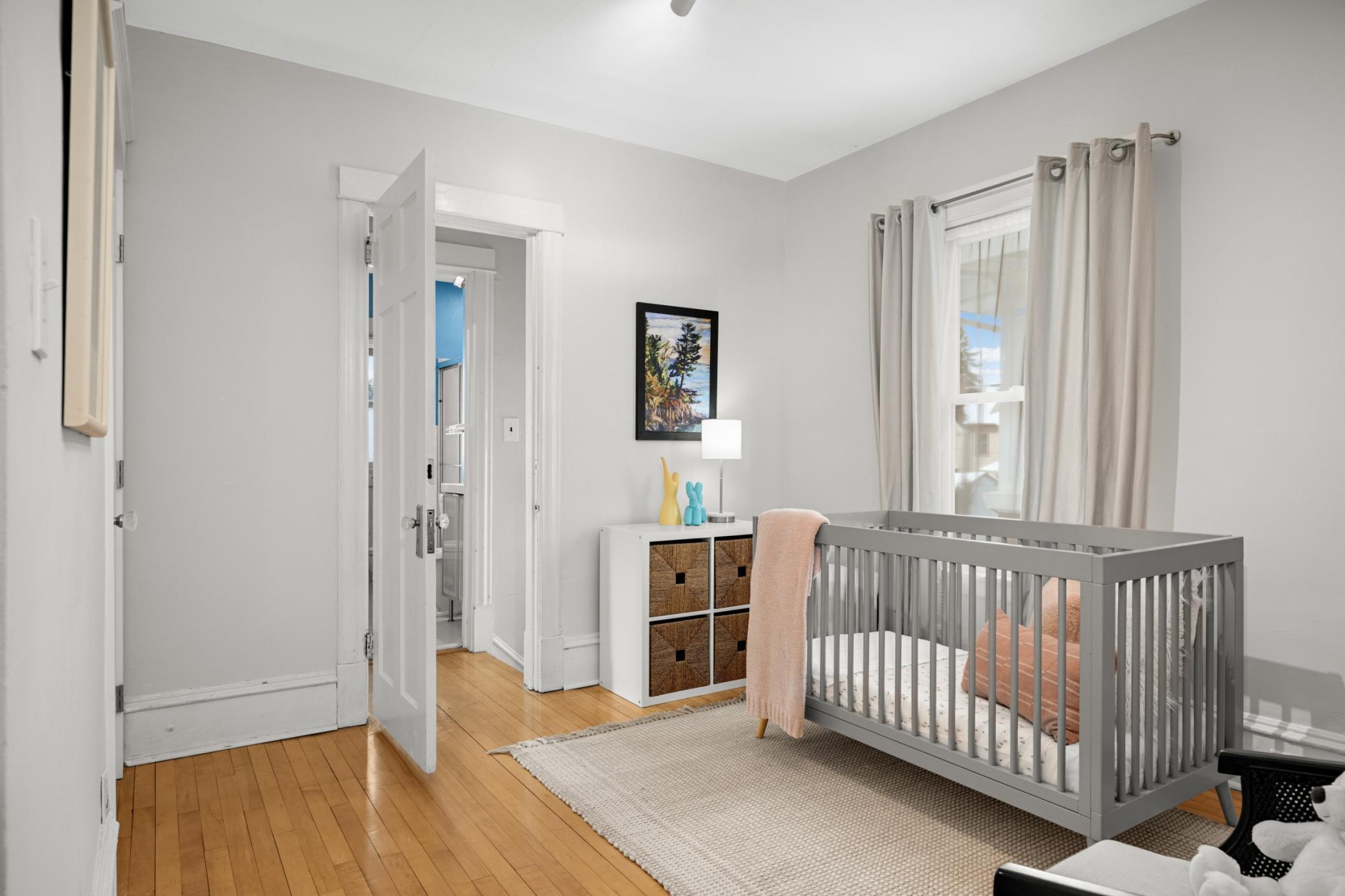 2418 Pillsbury Avenue S