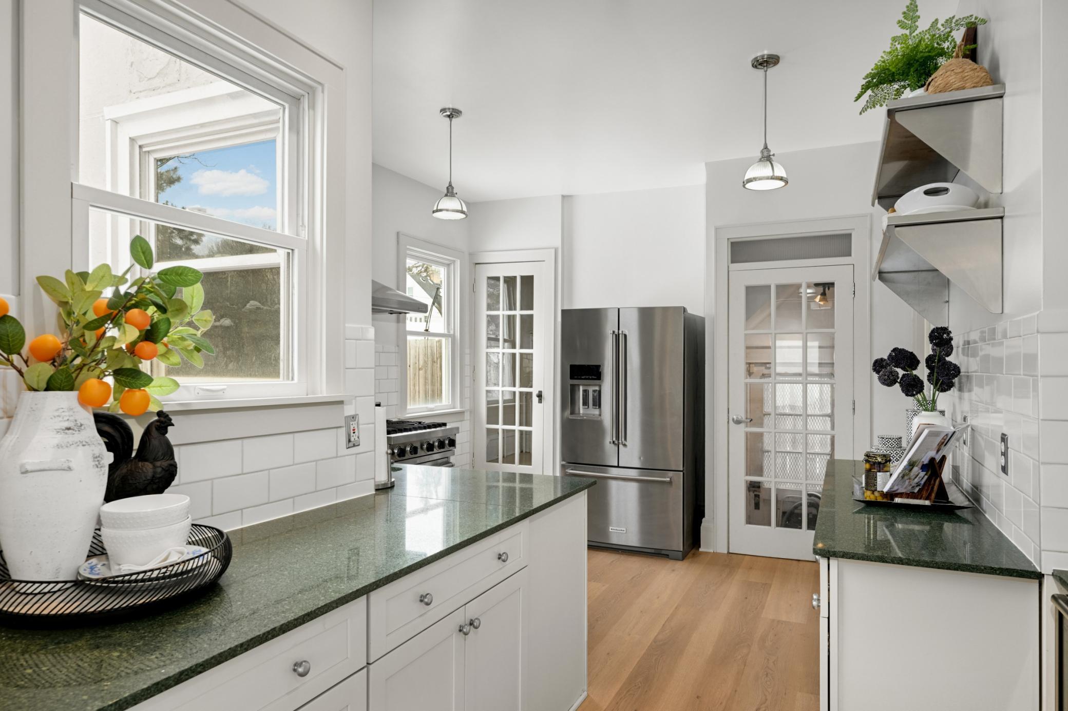 2418 Pillsbury Avenue S