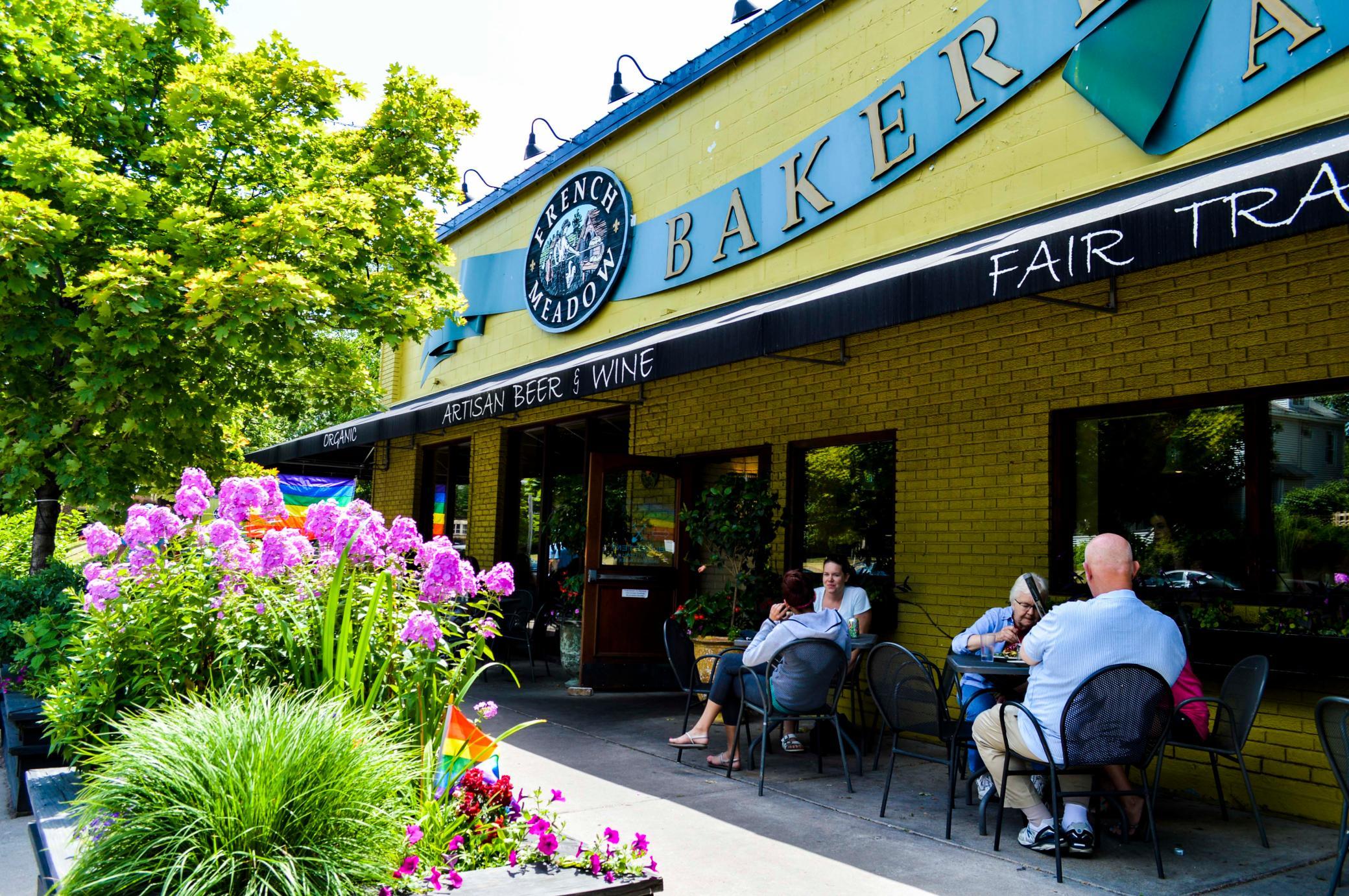 2418 Pillsbury Avenue S