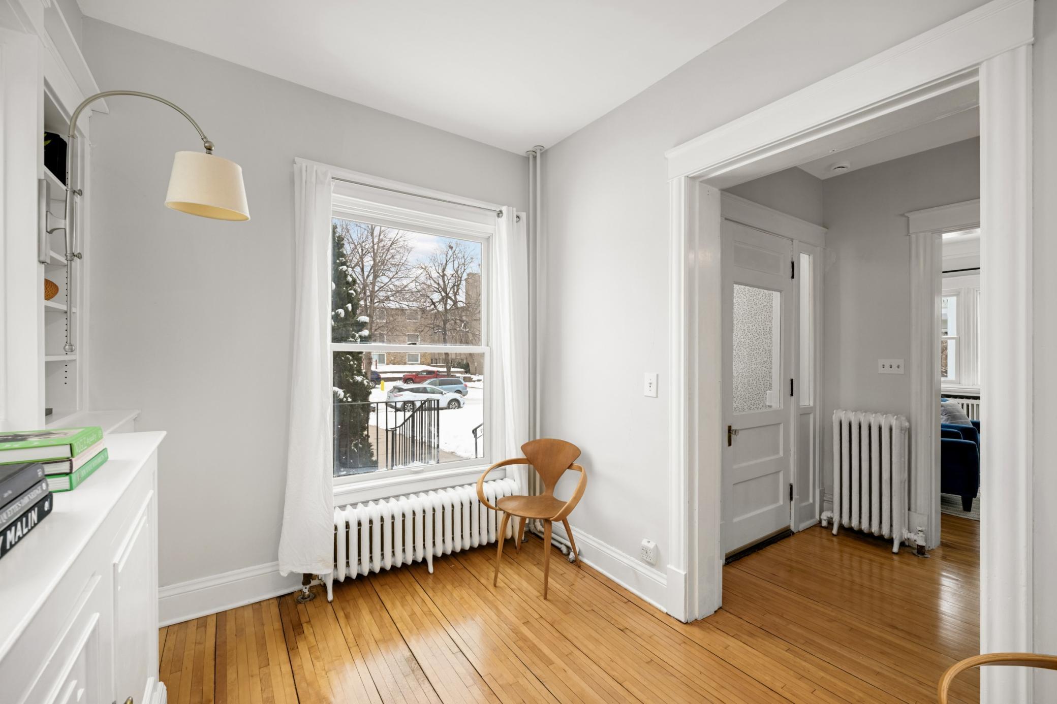 2418 Pillsbury Avenue S