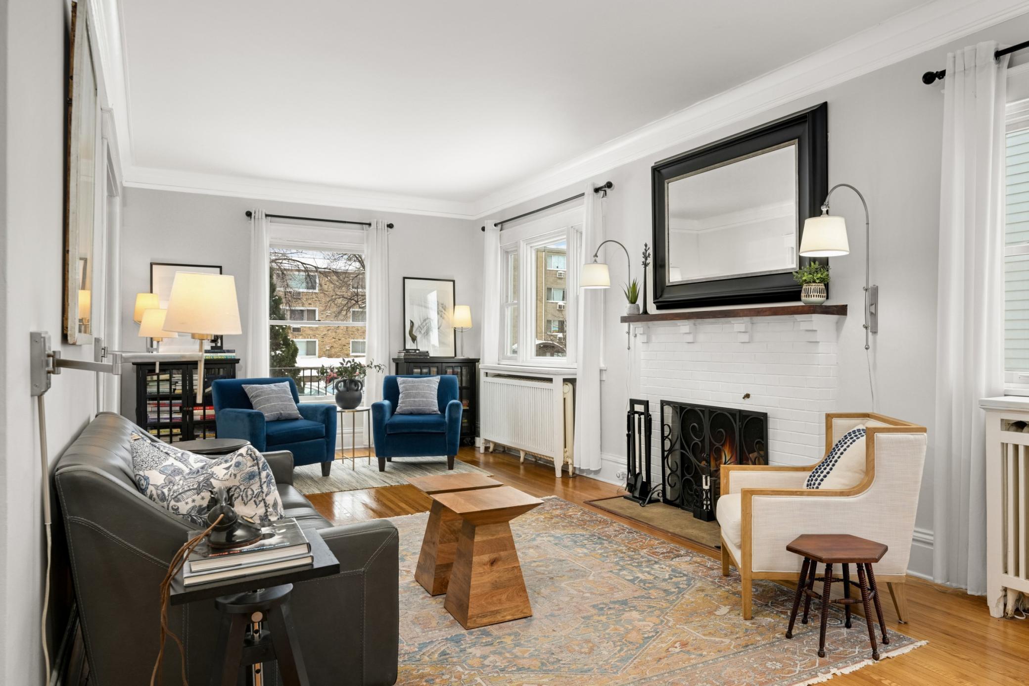 2418 Pillsbury Avenue S