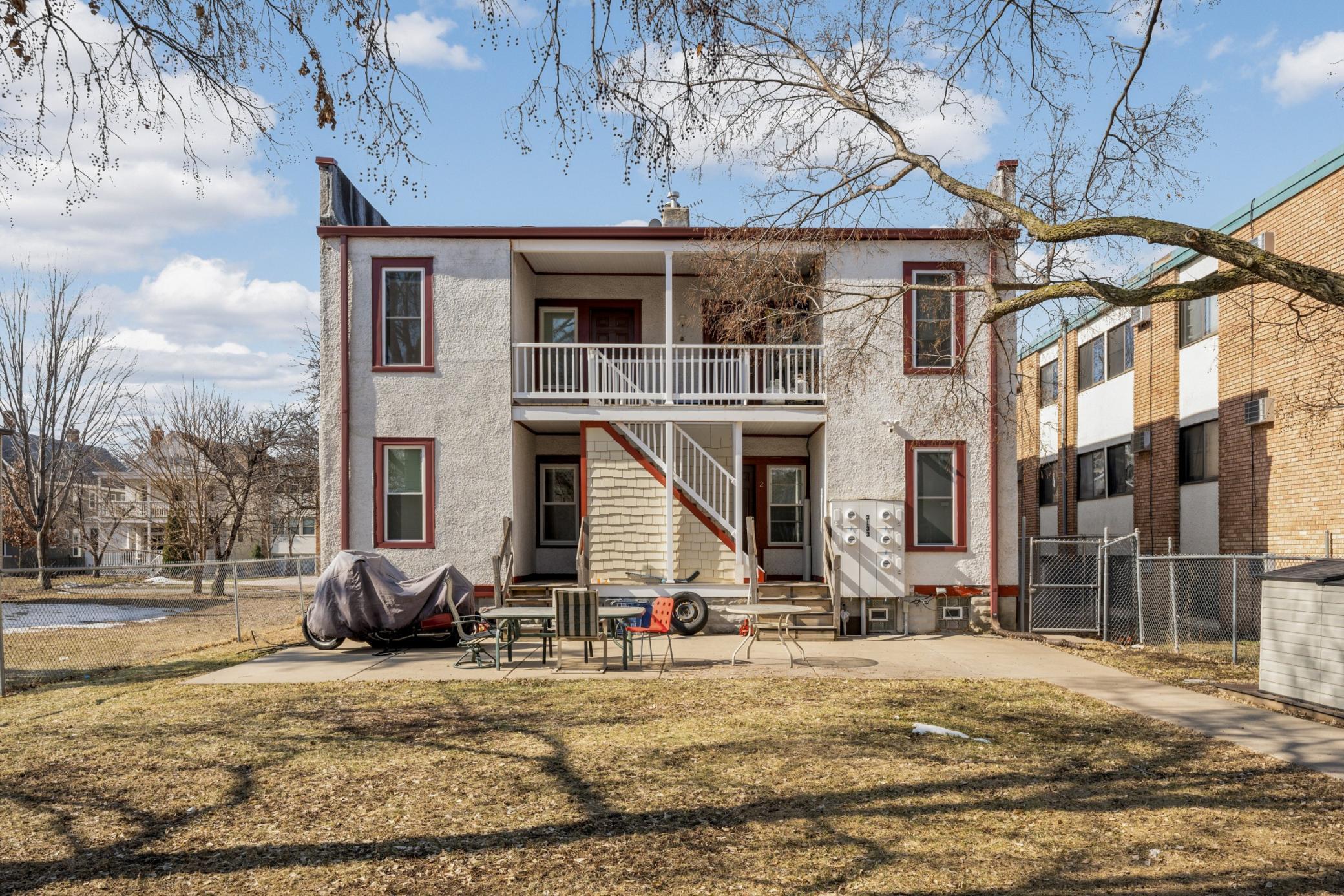 3133 Pleasant Avenue