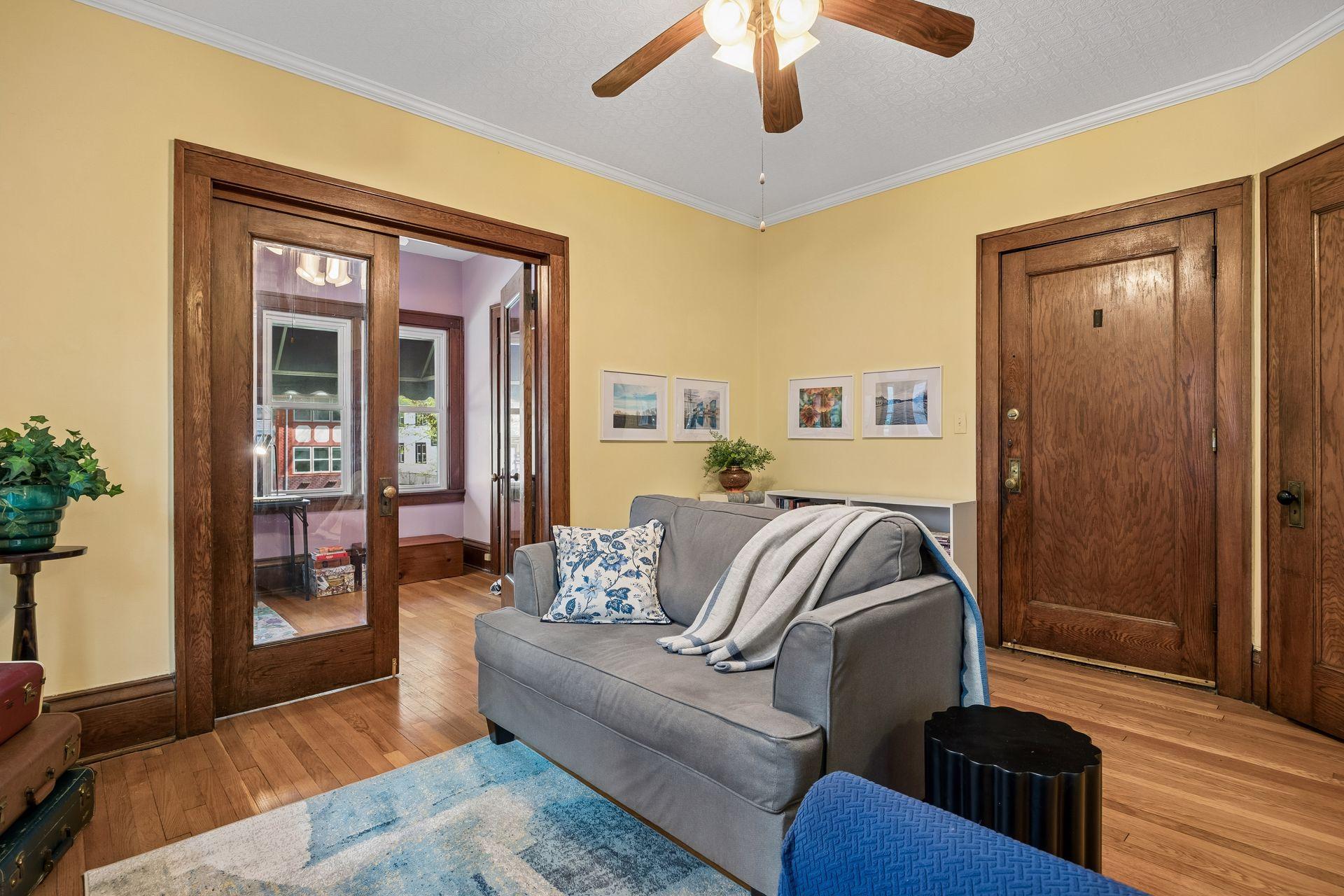 992 Dayton Avenue Unit: 2