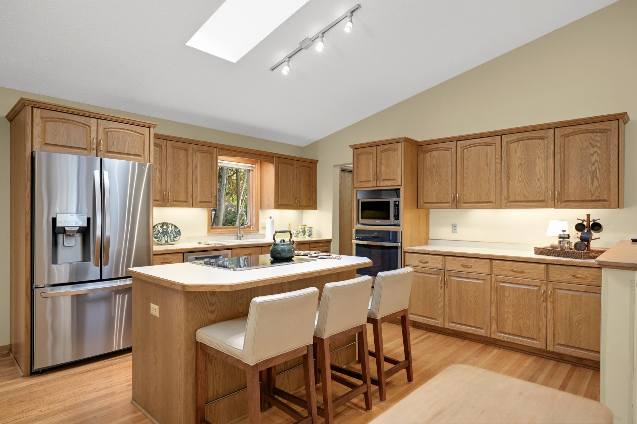 300 Kenmar Circle