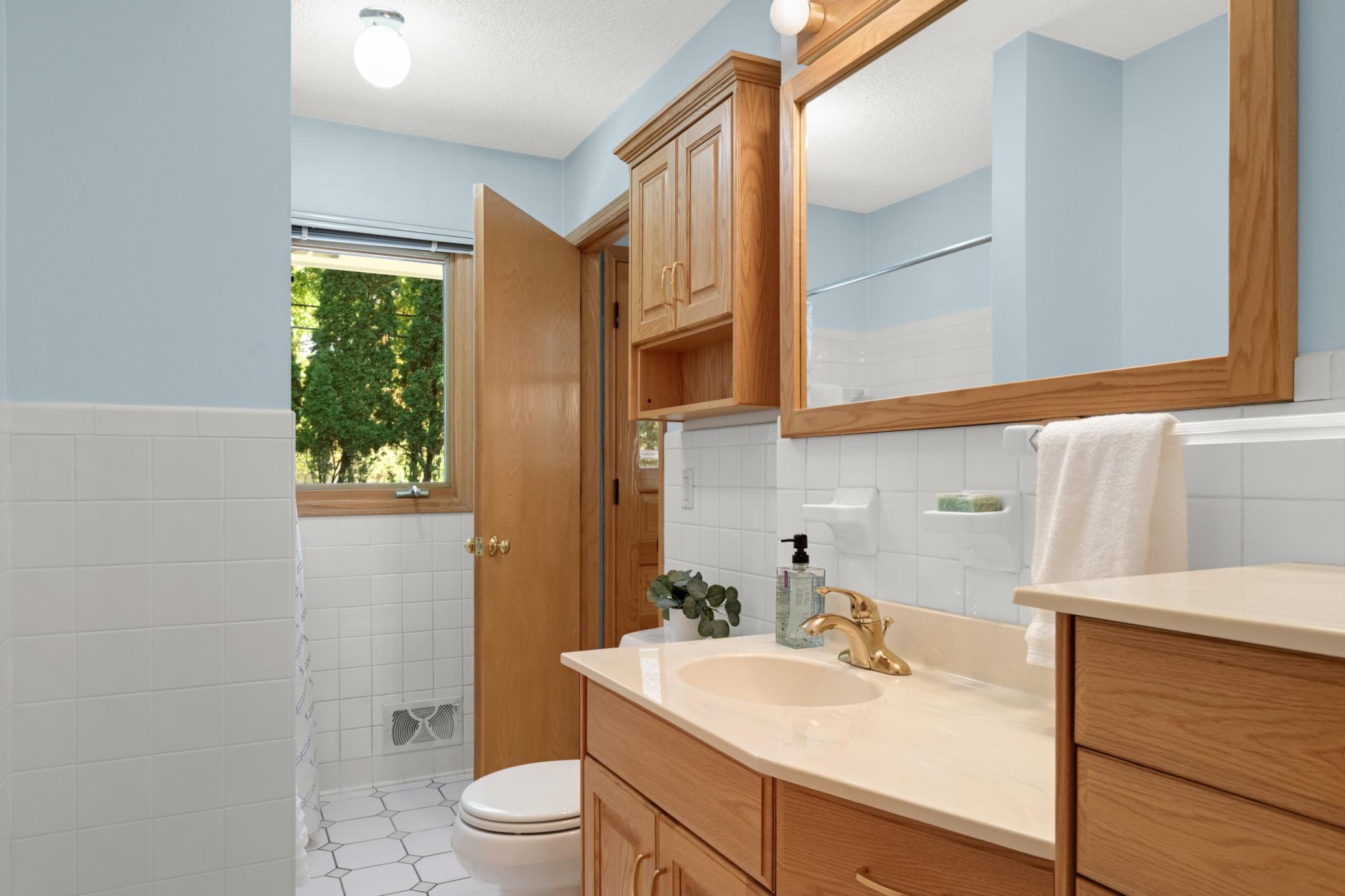 300 Kenmar Circle