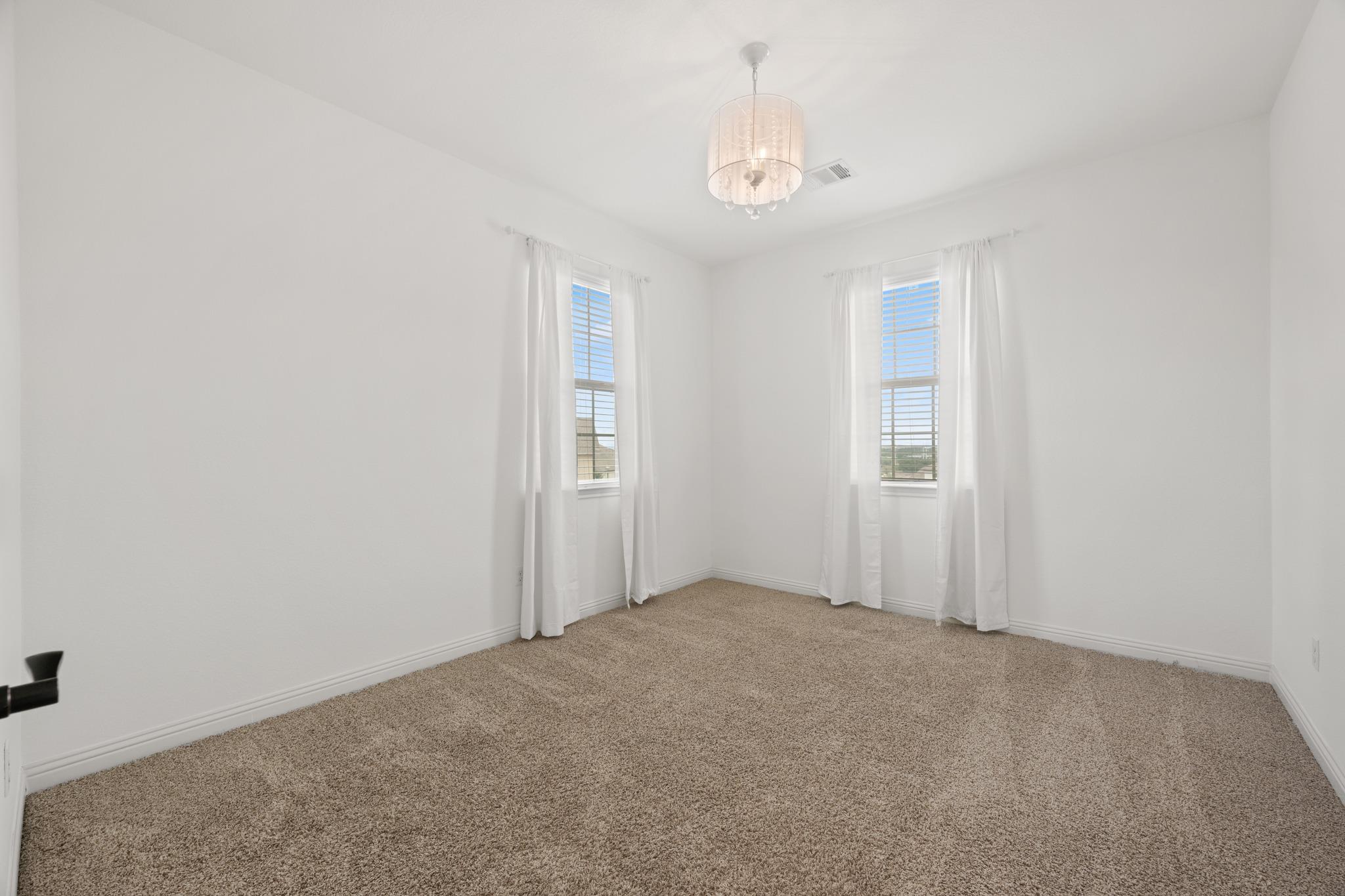 307 Ansley CV