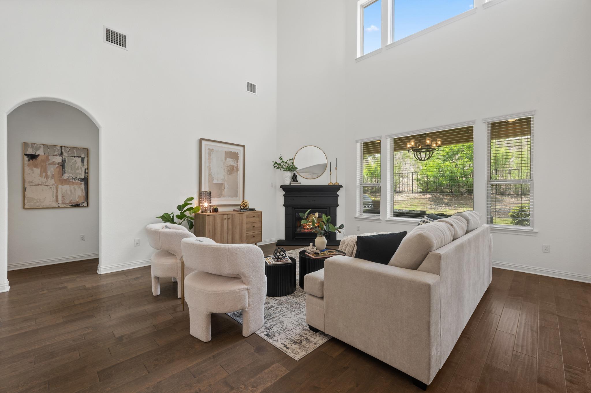 307 Ansley CV