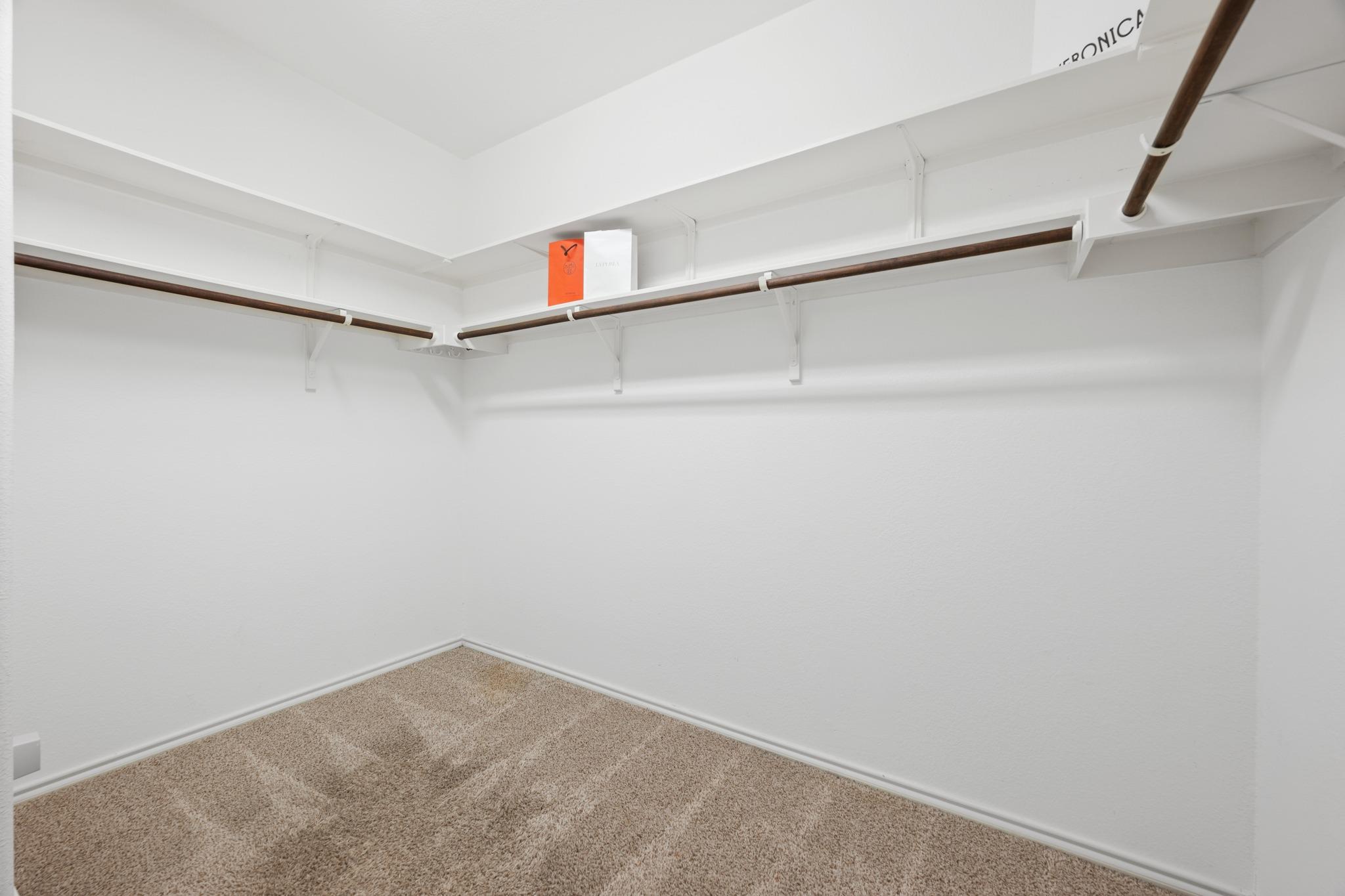 307 Ansley CV