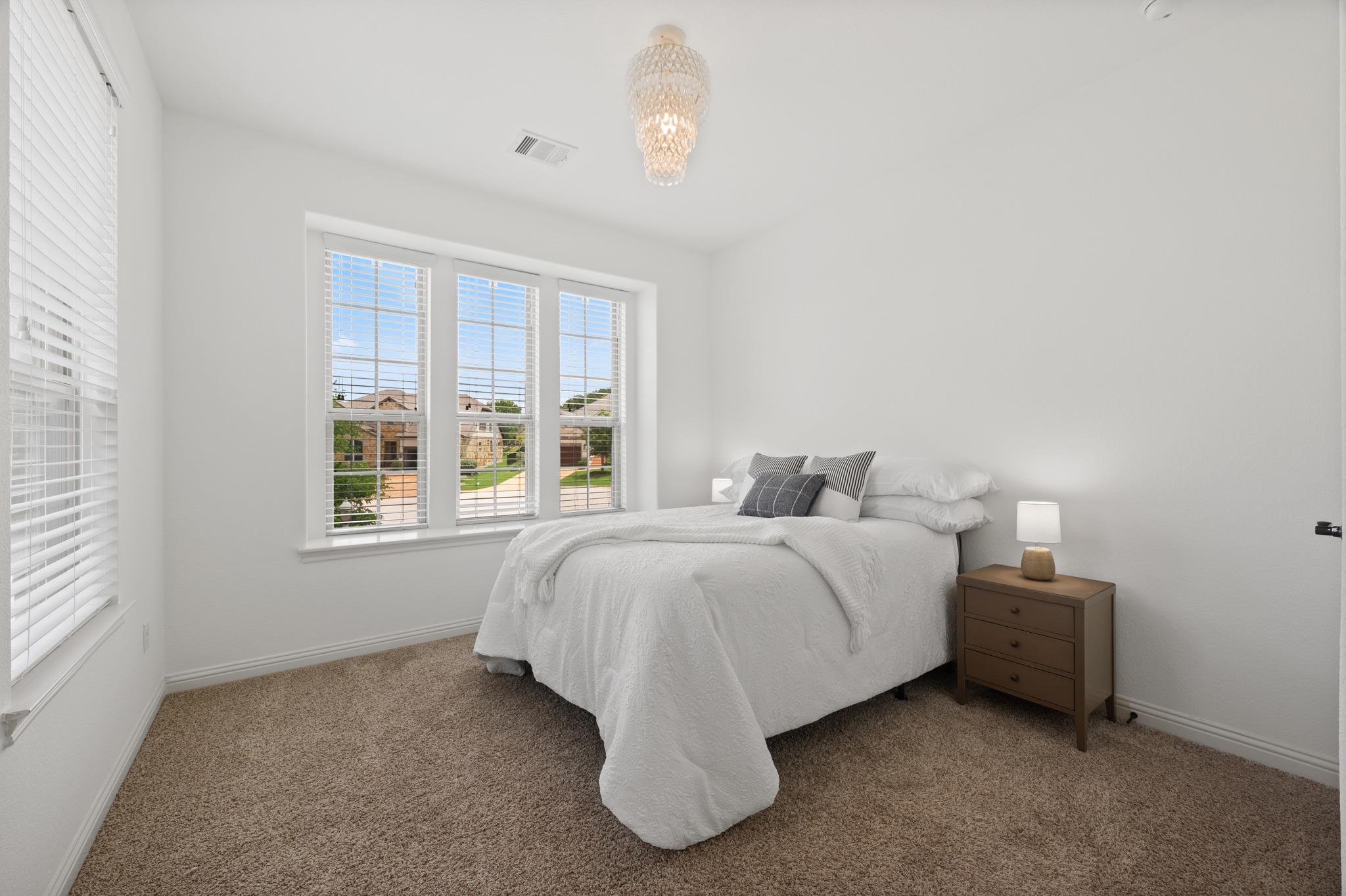 307 Ansley CV