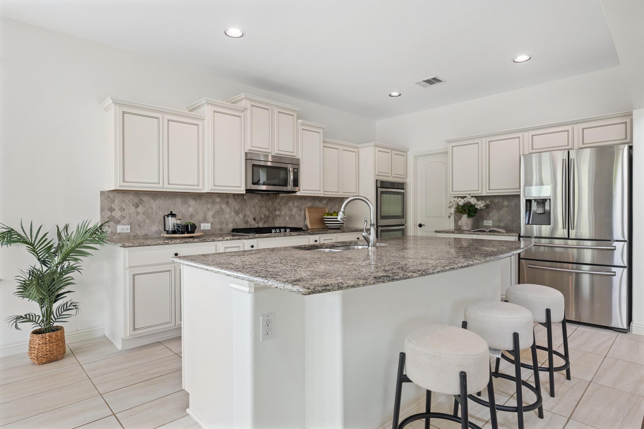 307 Ansley CV