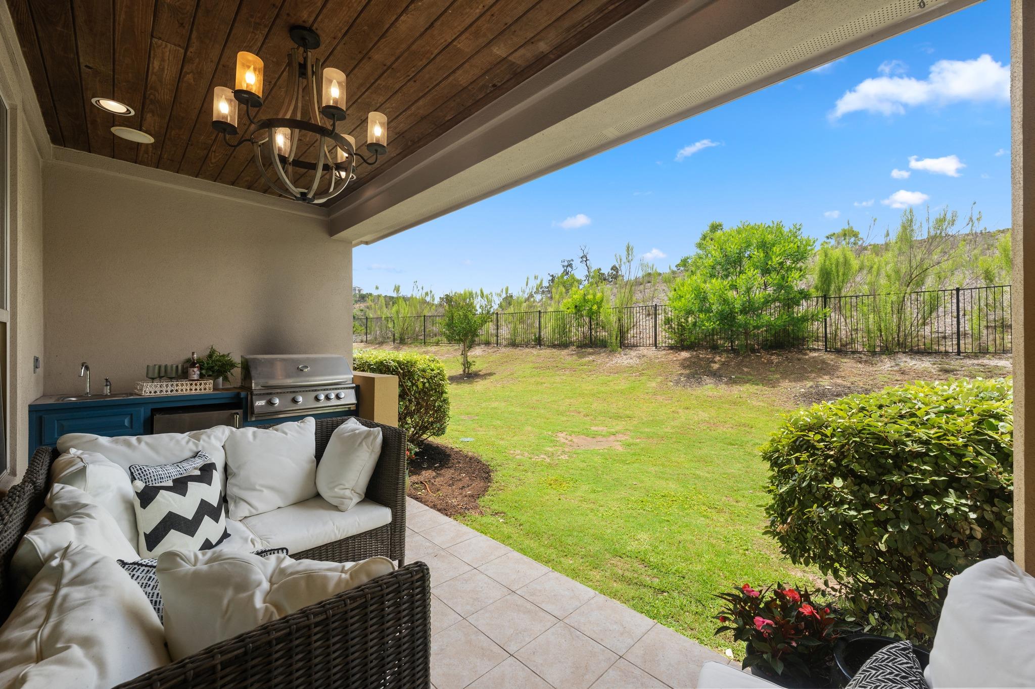 307 Ansley CV