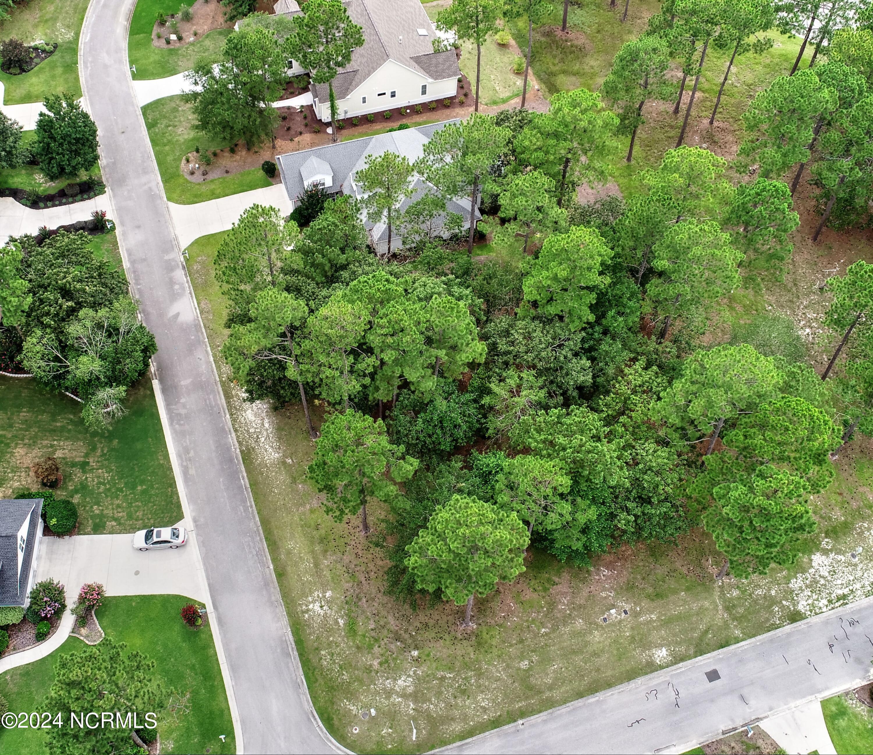 114 Plantation Passage Drive SE