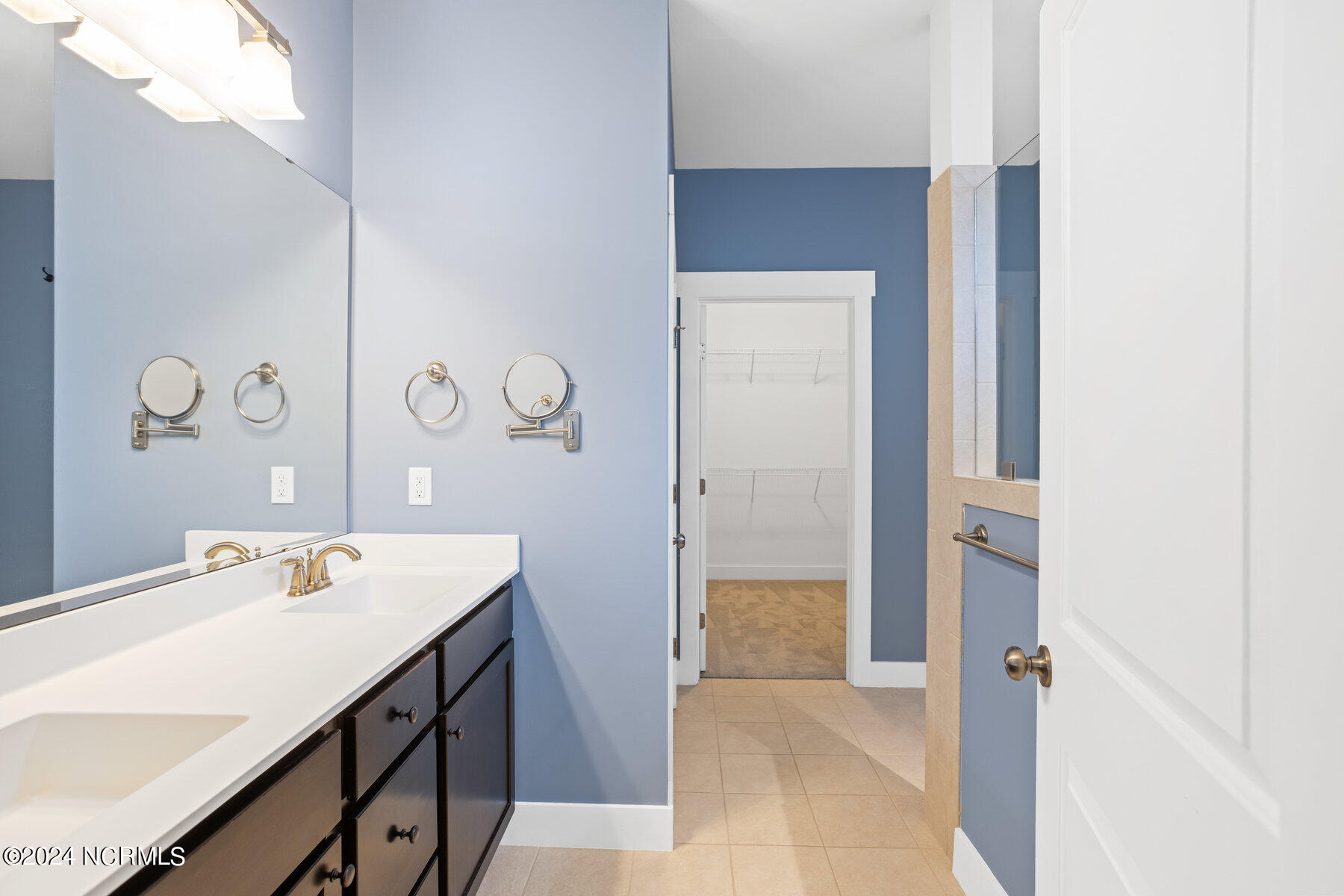 365 Southbend Court NE