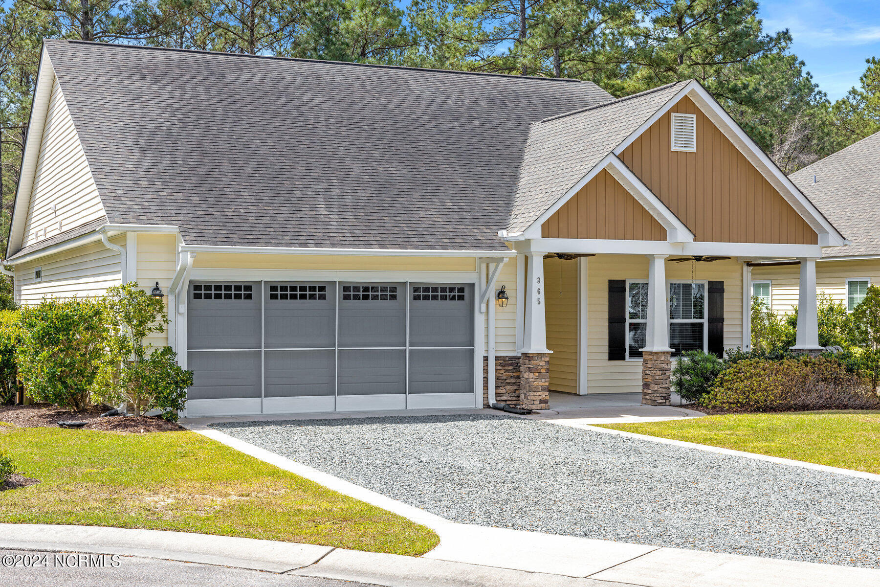 365 Southbend Court NE