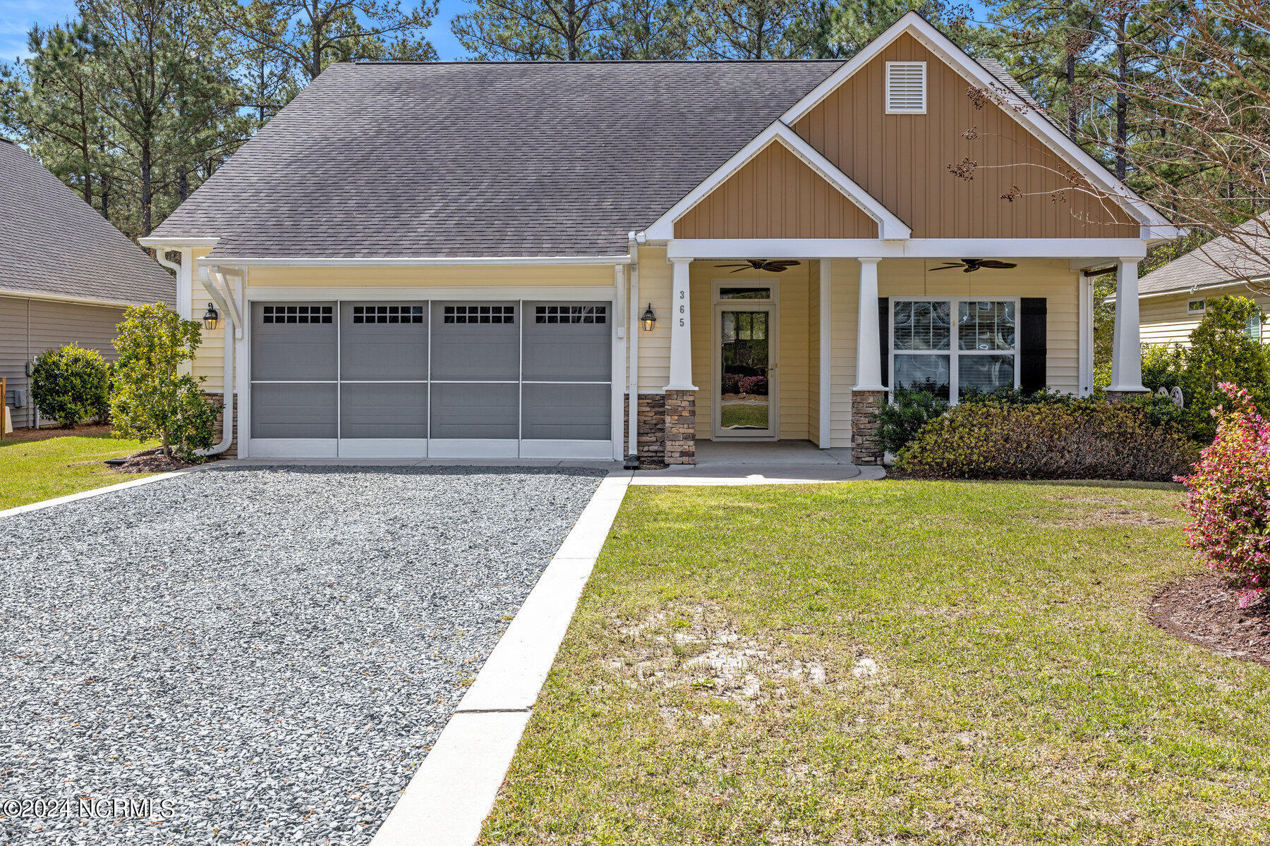 365 Southbend Court NE