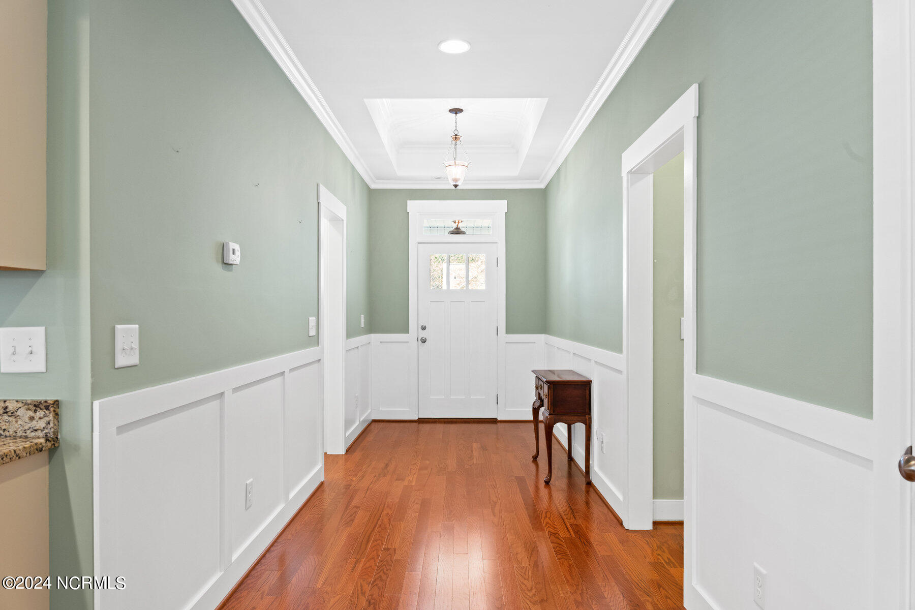 365 Southbend Court NE