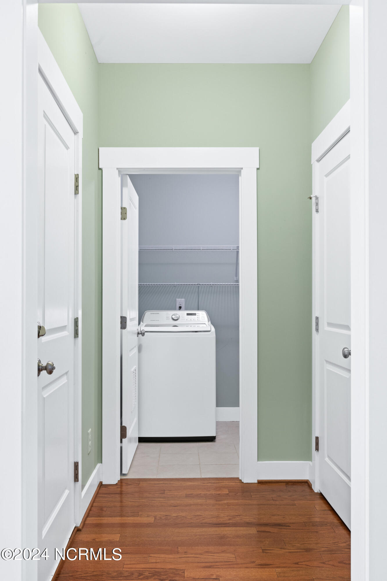 365 Southbend Court NE