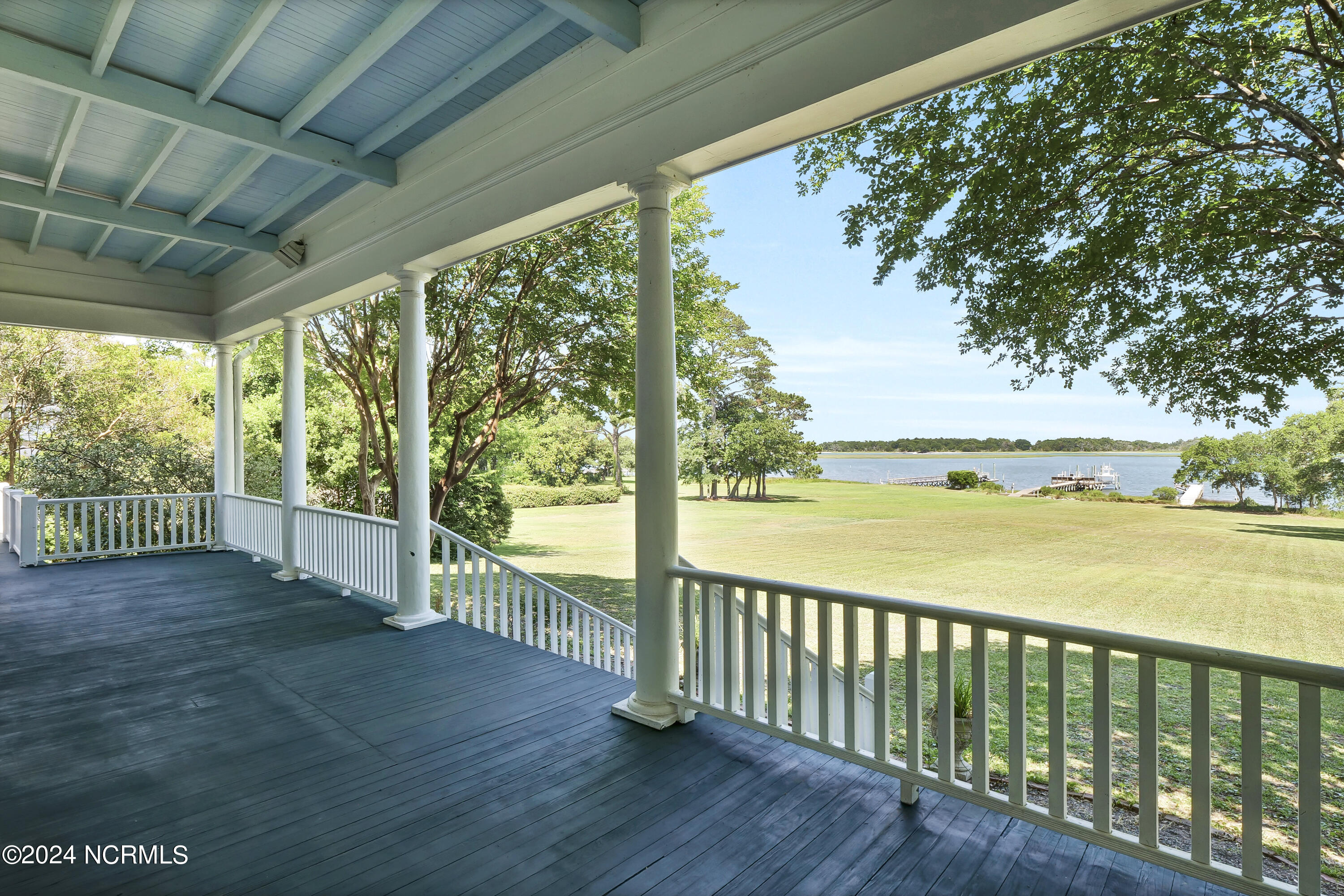 7405 Masonboro Sound Road