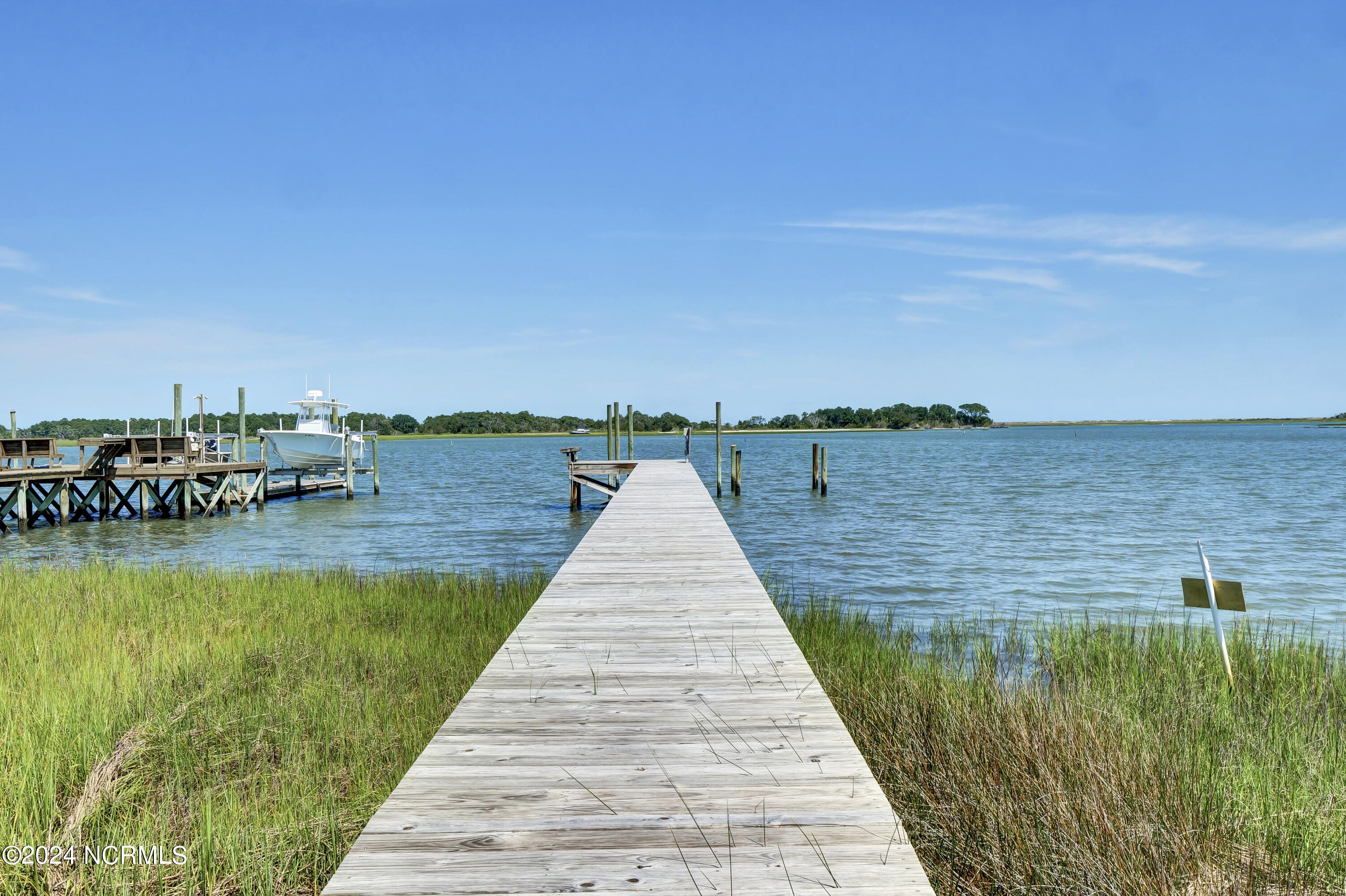 7405 Masonboro Sound Road