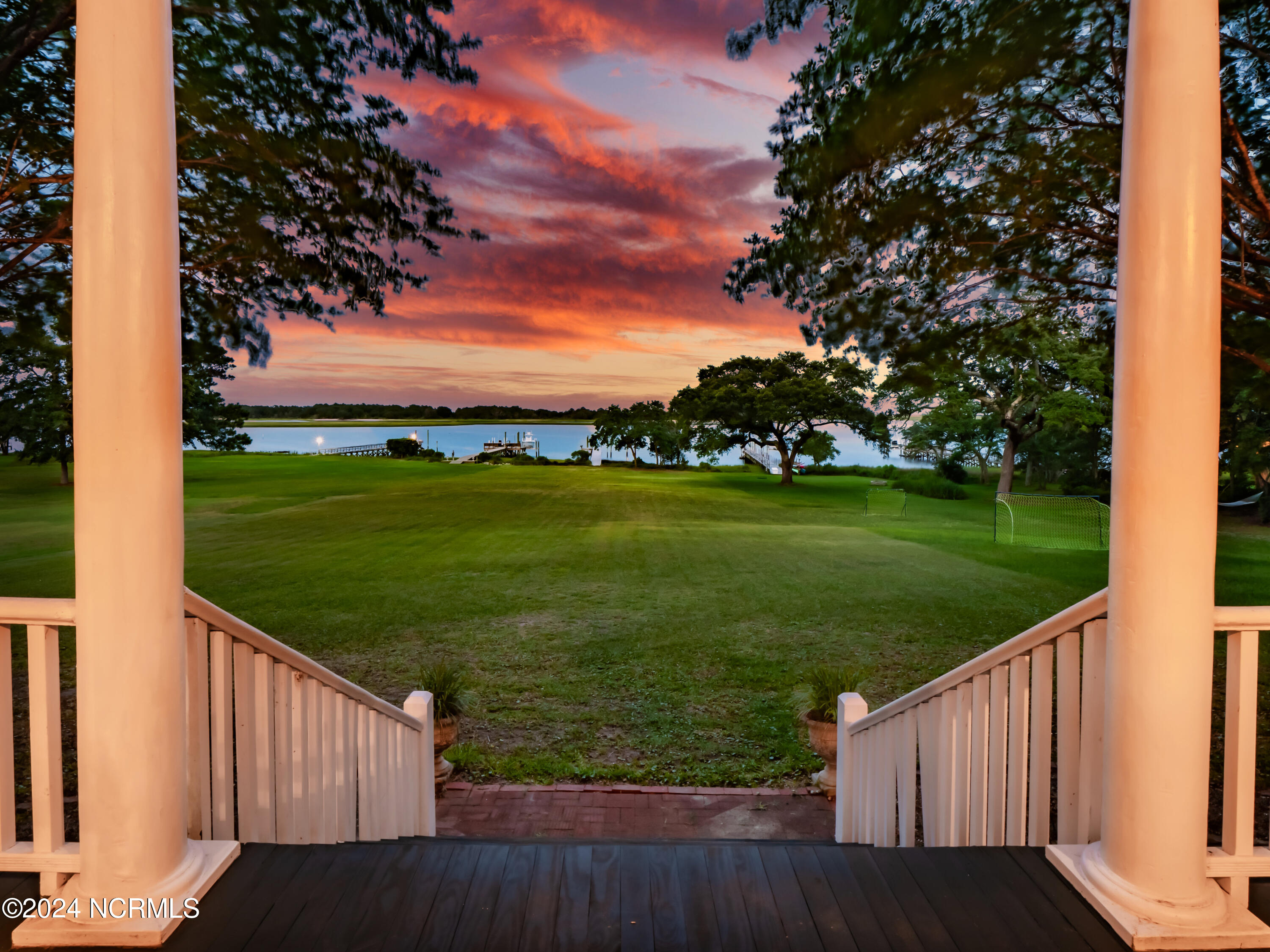 7405 Masonboro Sound Road