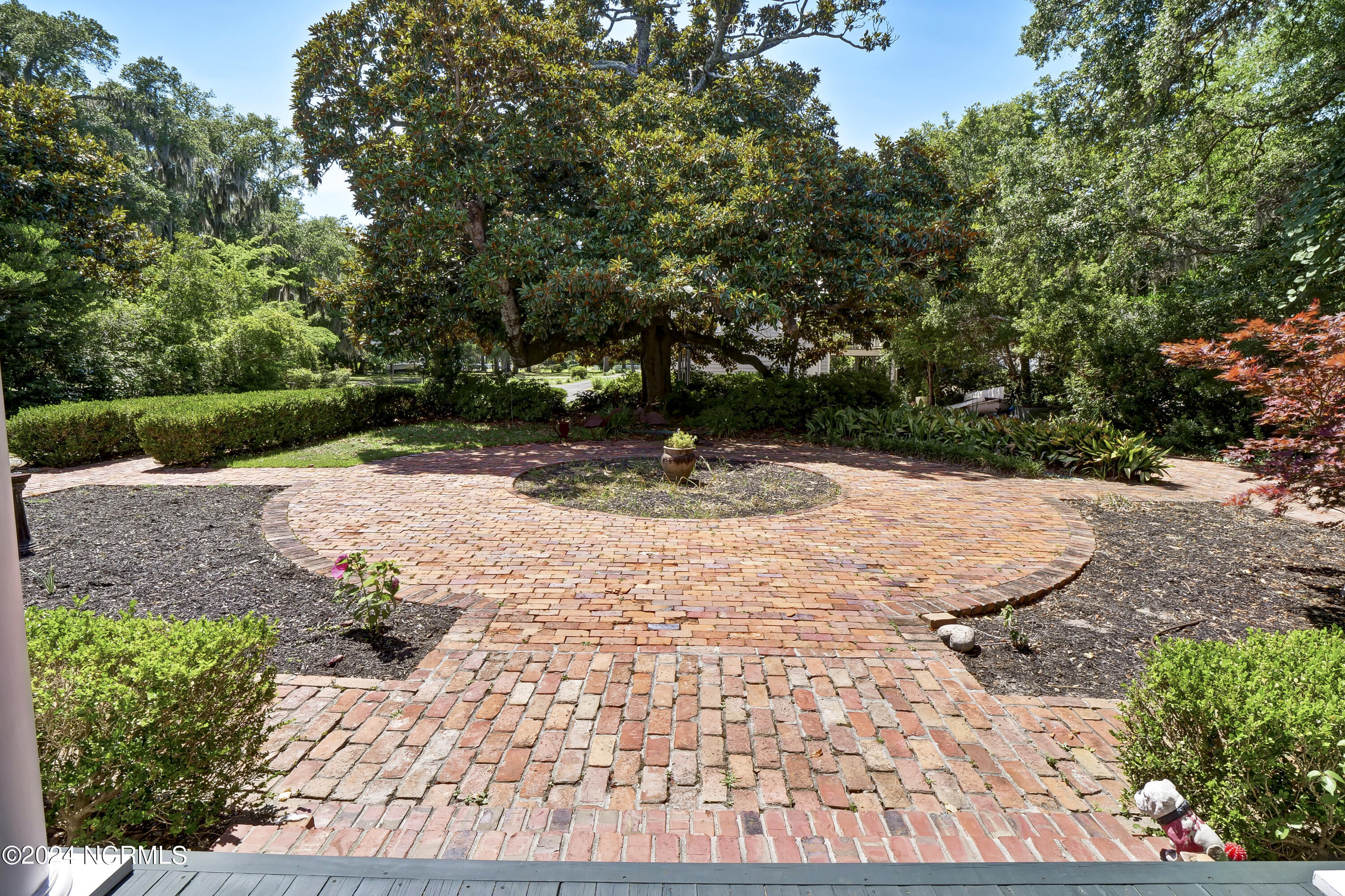 7405 Masonboro Sound Road