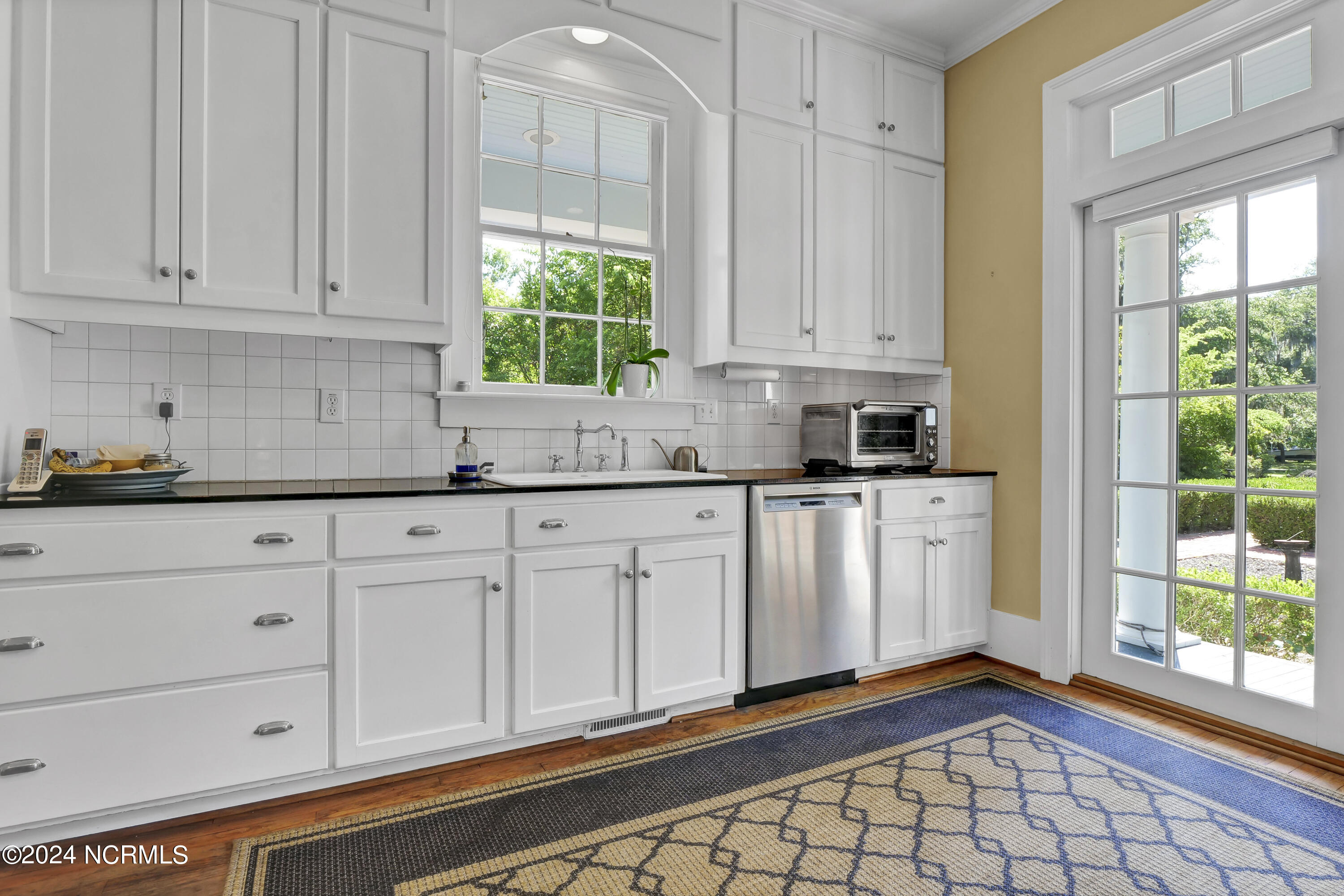 7405 Masonboro Sound Road