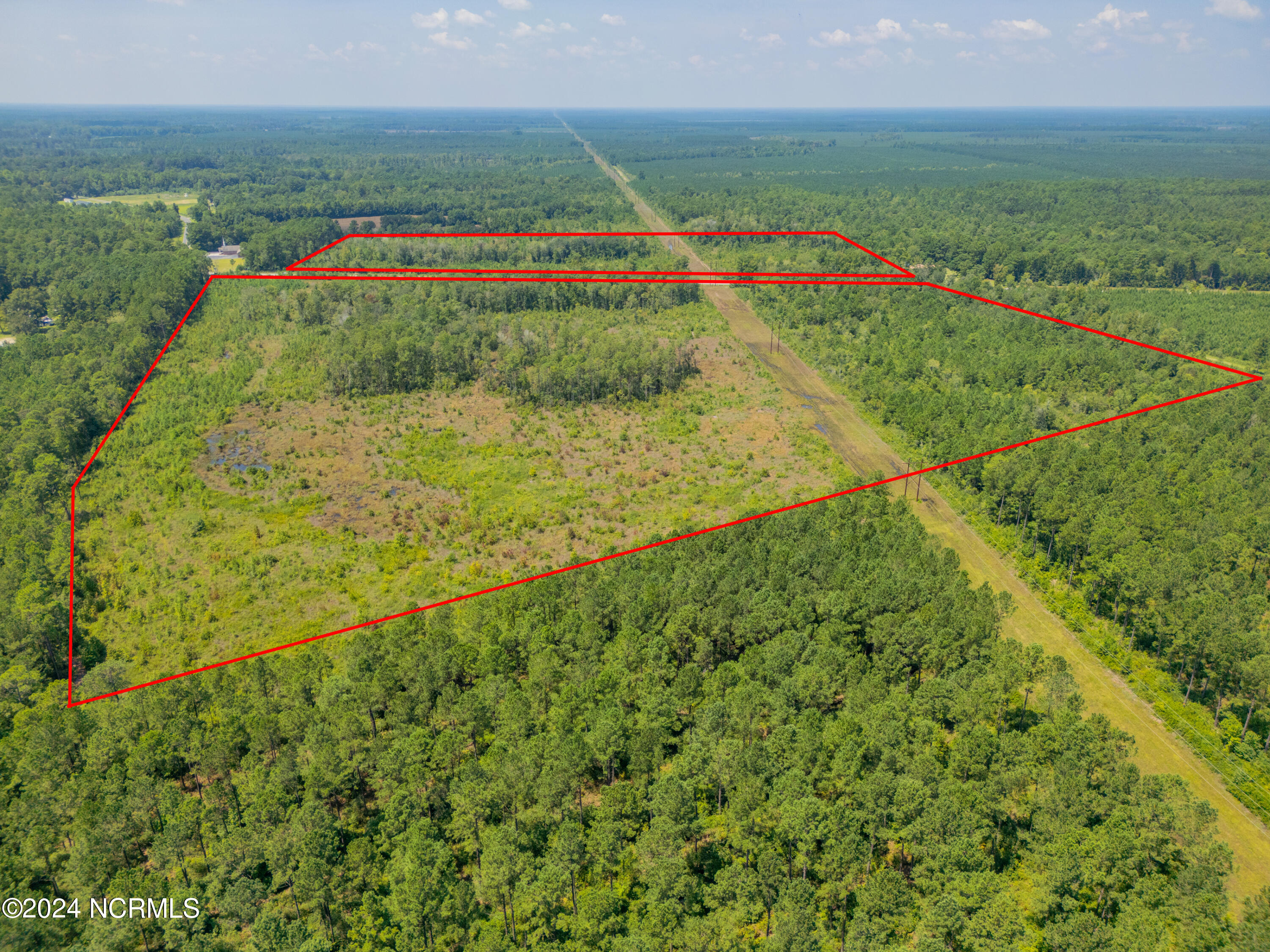 Near 949 General Howe Hwy Road