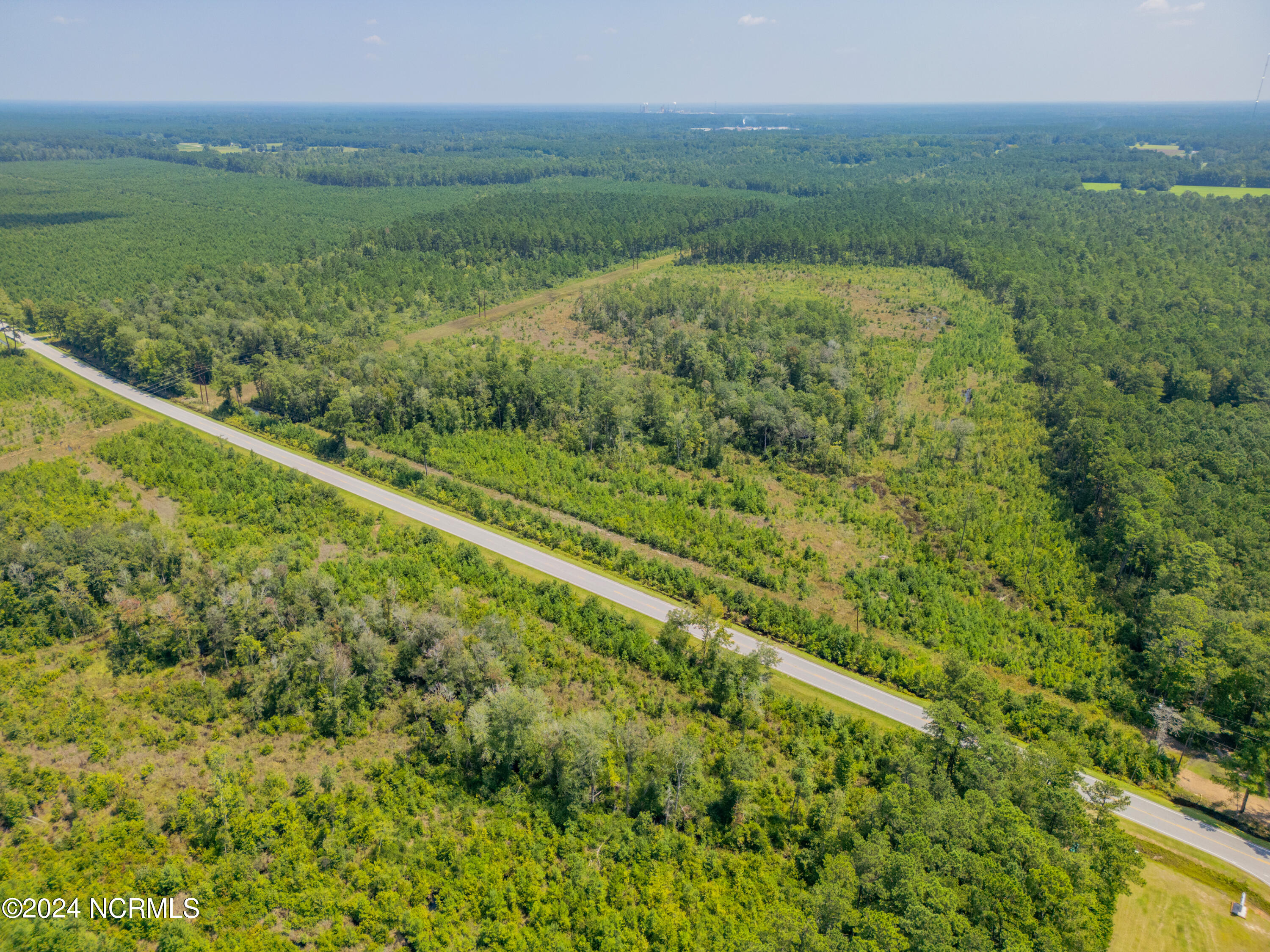 Near 949 General Howe Hwy Road