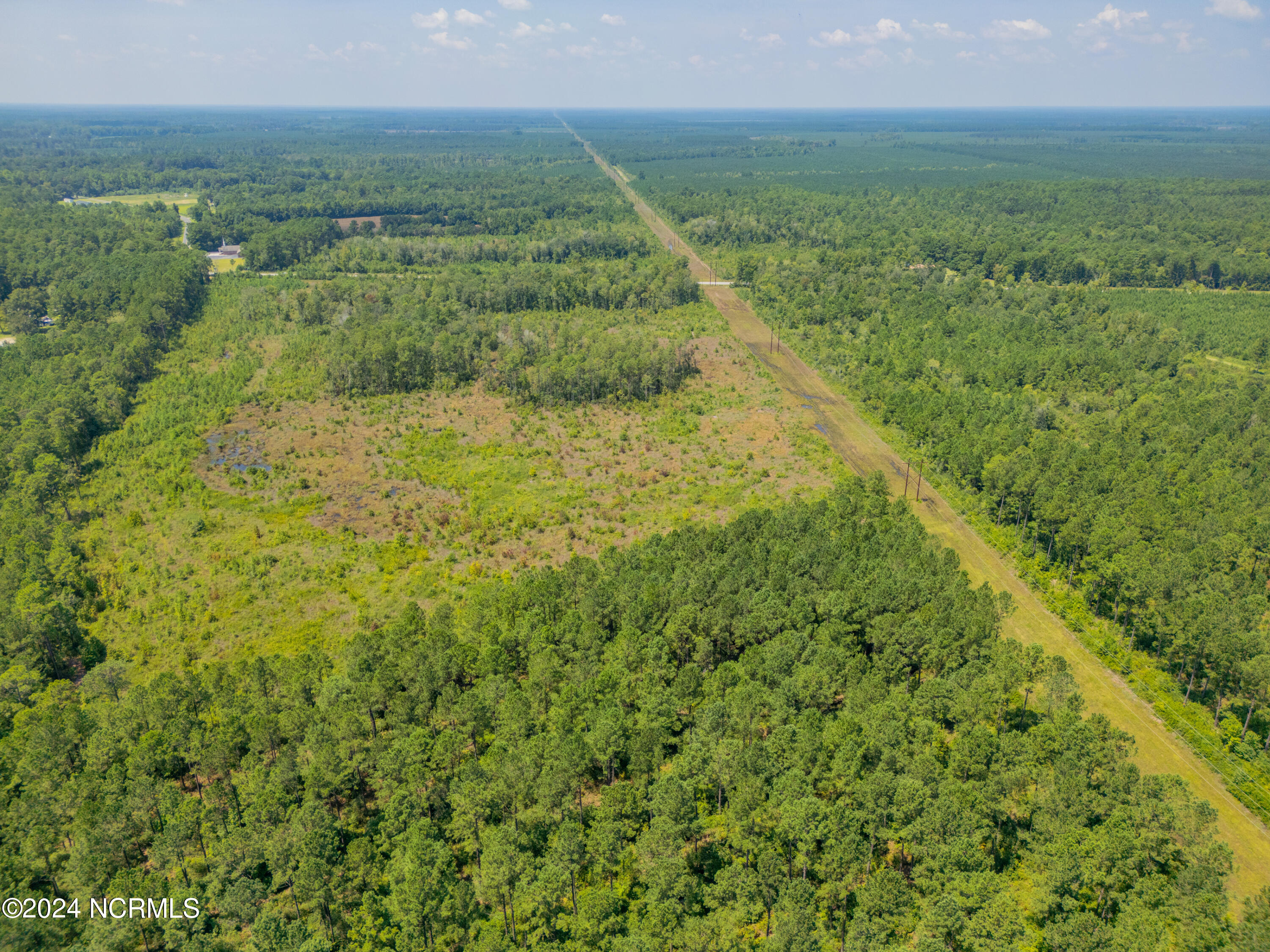 Near 949 General Howe Hwy Road