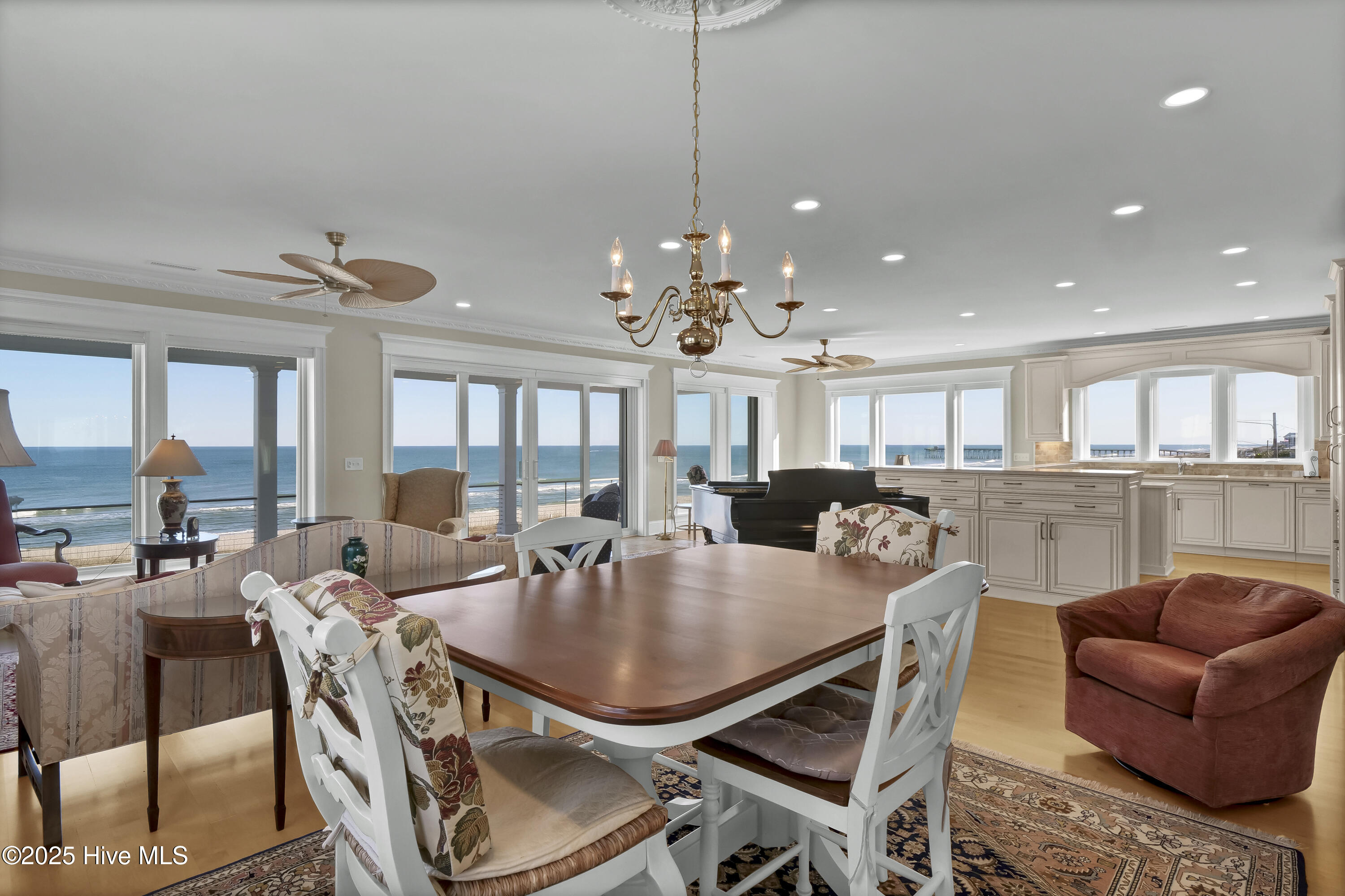 410 Fort Fisher Boulevard N, Kure Beach