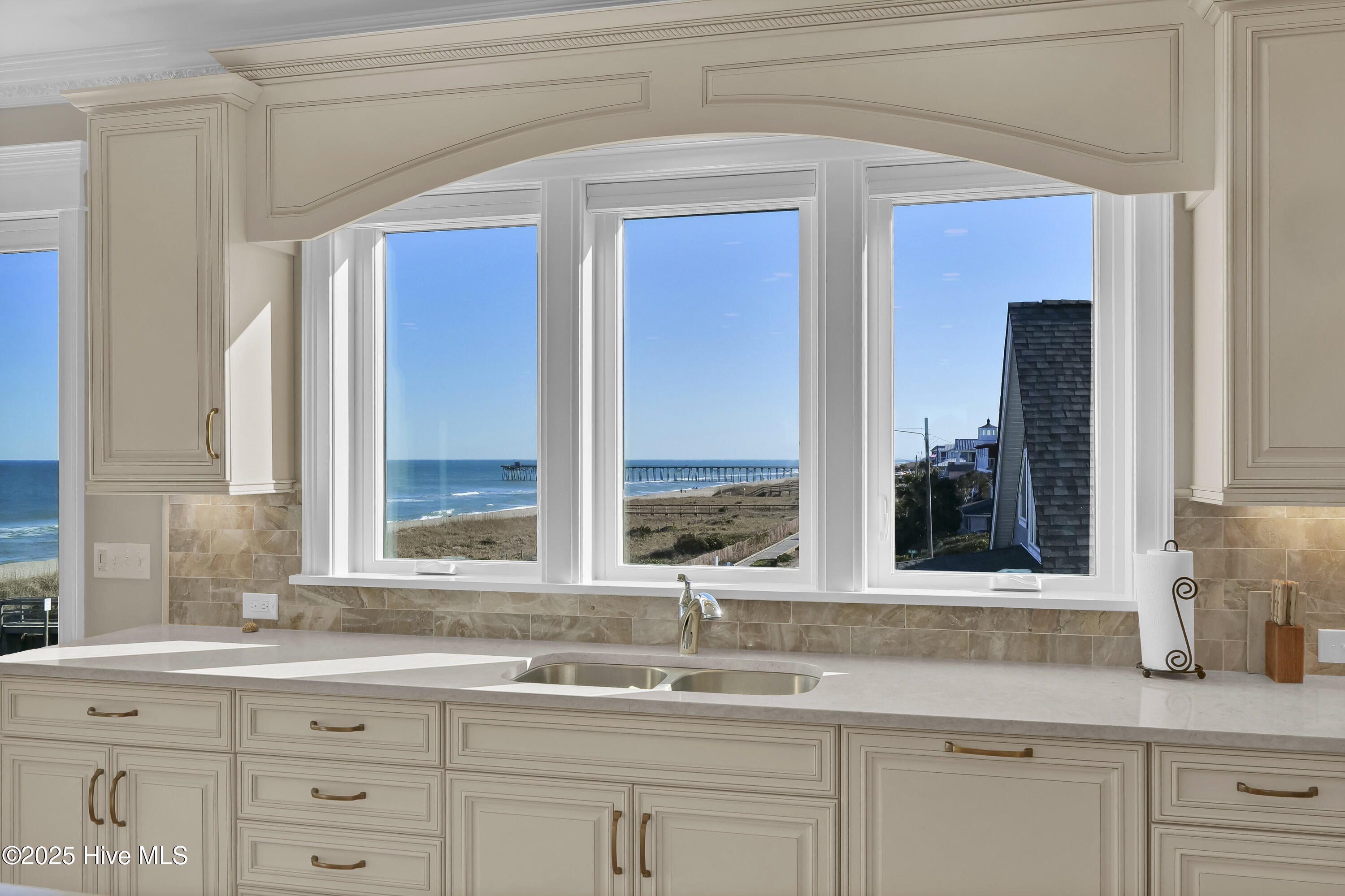 410 Fort Fisher Boulevard N, Kure Beach